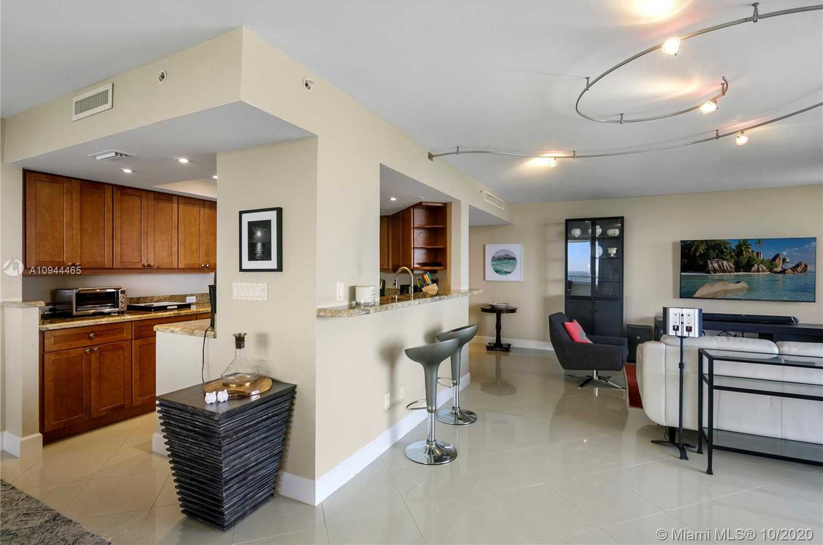 Small Image of 5070 NORTH OCEAN DR #7A, Riviera Beach Number 8