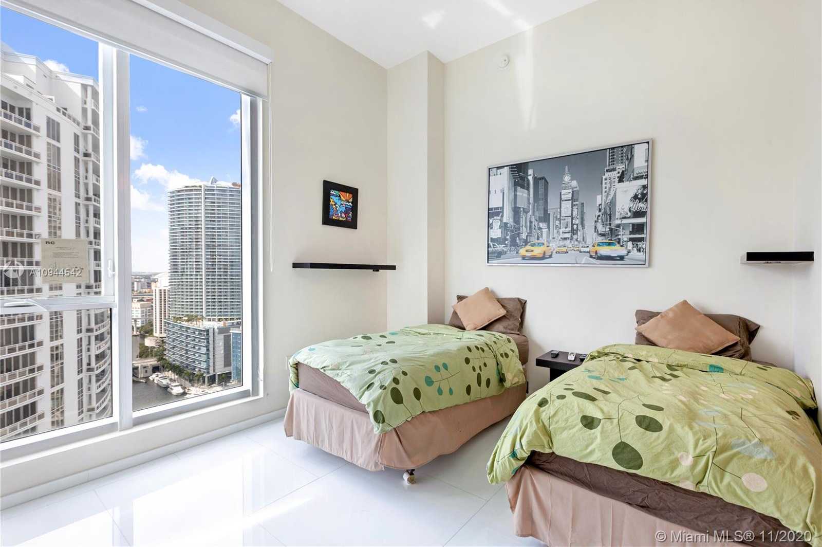 Small Image of 900 BRICKELL KEY BLVD #2601, Miami Number 9