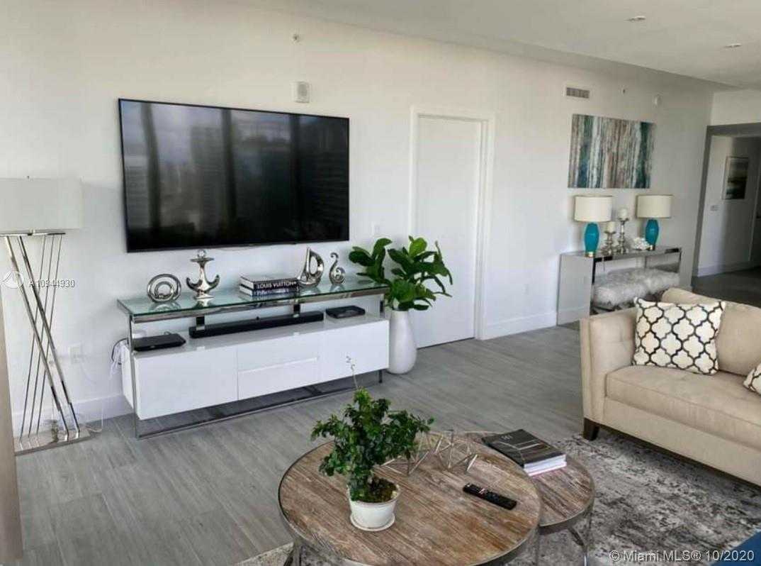 Small Image of 1010 BRICKELL AVE #4301, Miami Number 26