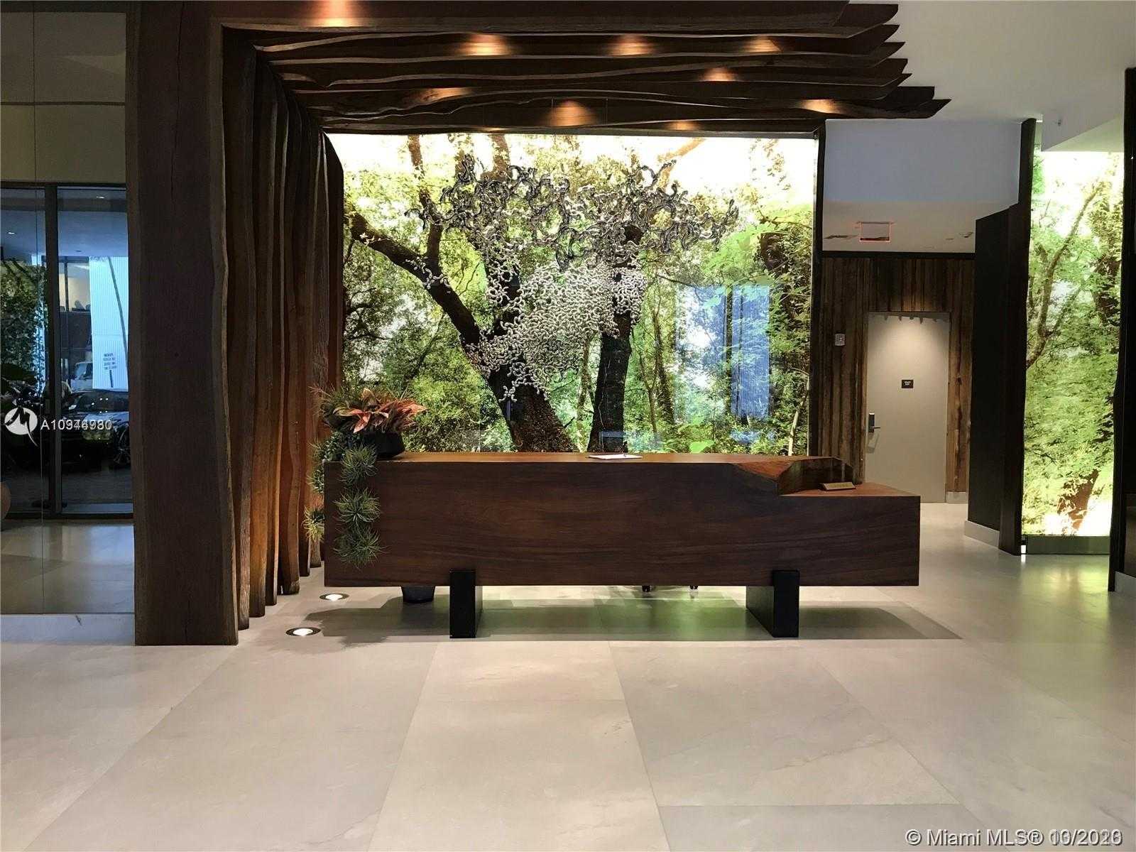 Small Image of 1010 BRICKELL AVE #4301, Miami Number 3