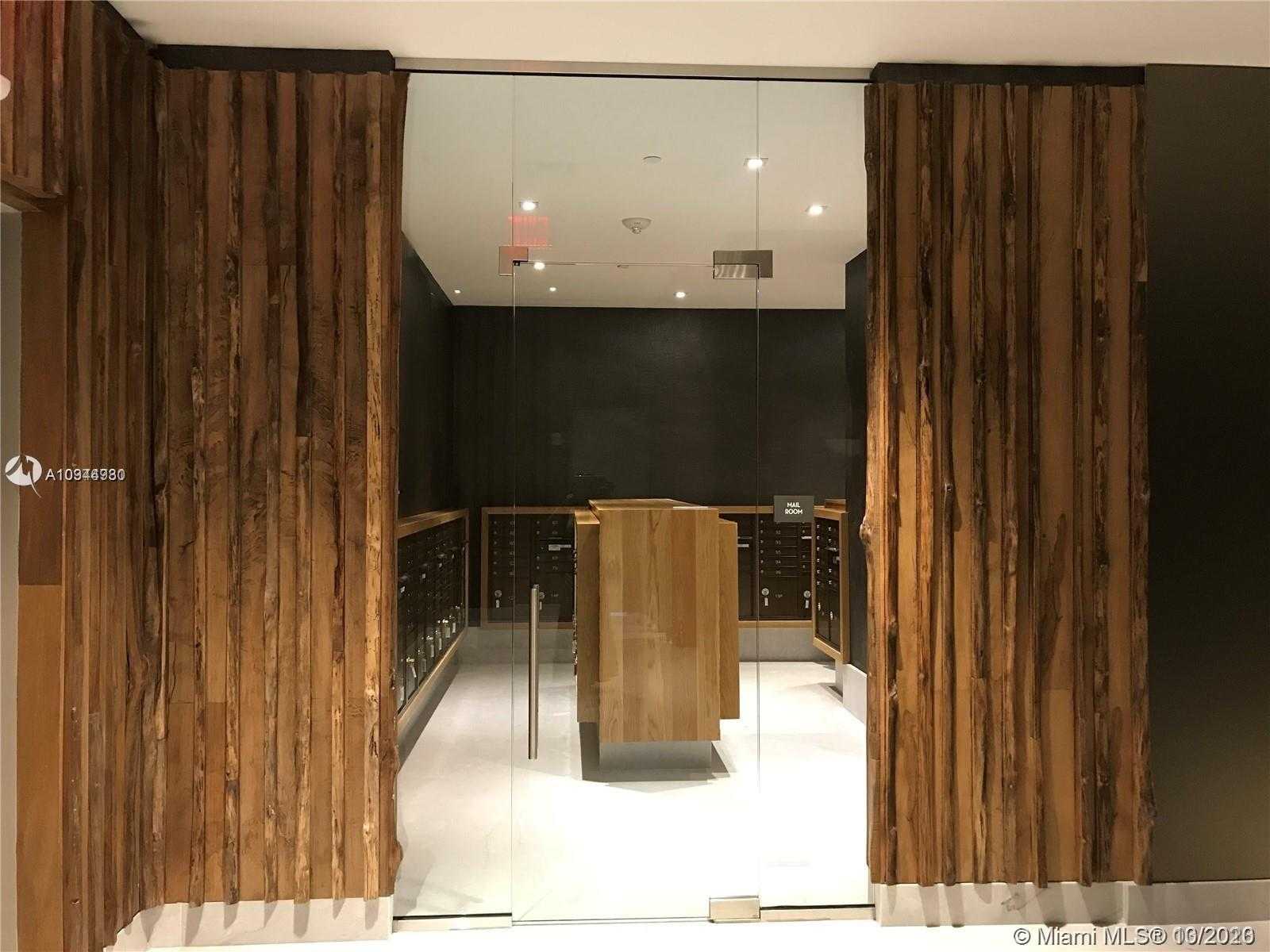 Small Image of 1010 BRICKELL AVE #4301, Miami Number 4