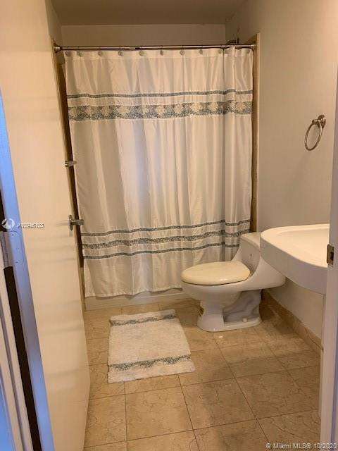 Small Image of 3330 NORTH EAST 190TH ST #1818, Aventura Number 5