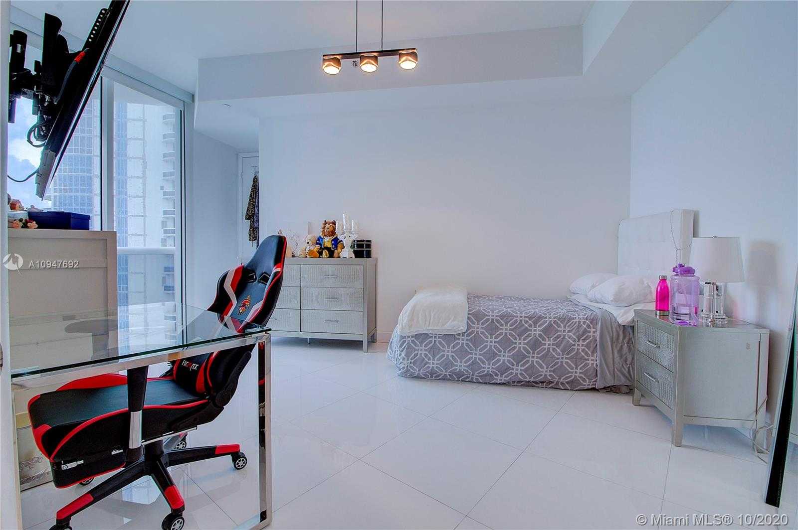 Small Image of 15901 COLLINS AVE #1207, Sunny Isles Beach Number 26
