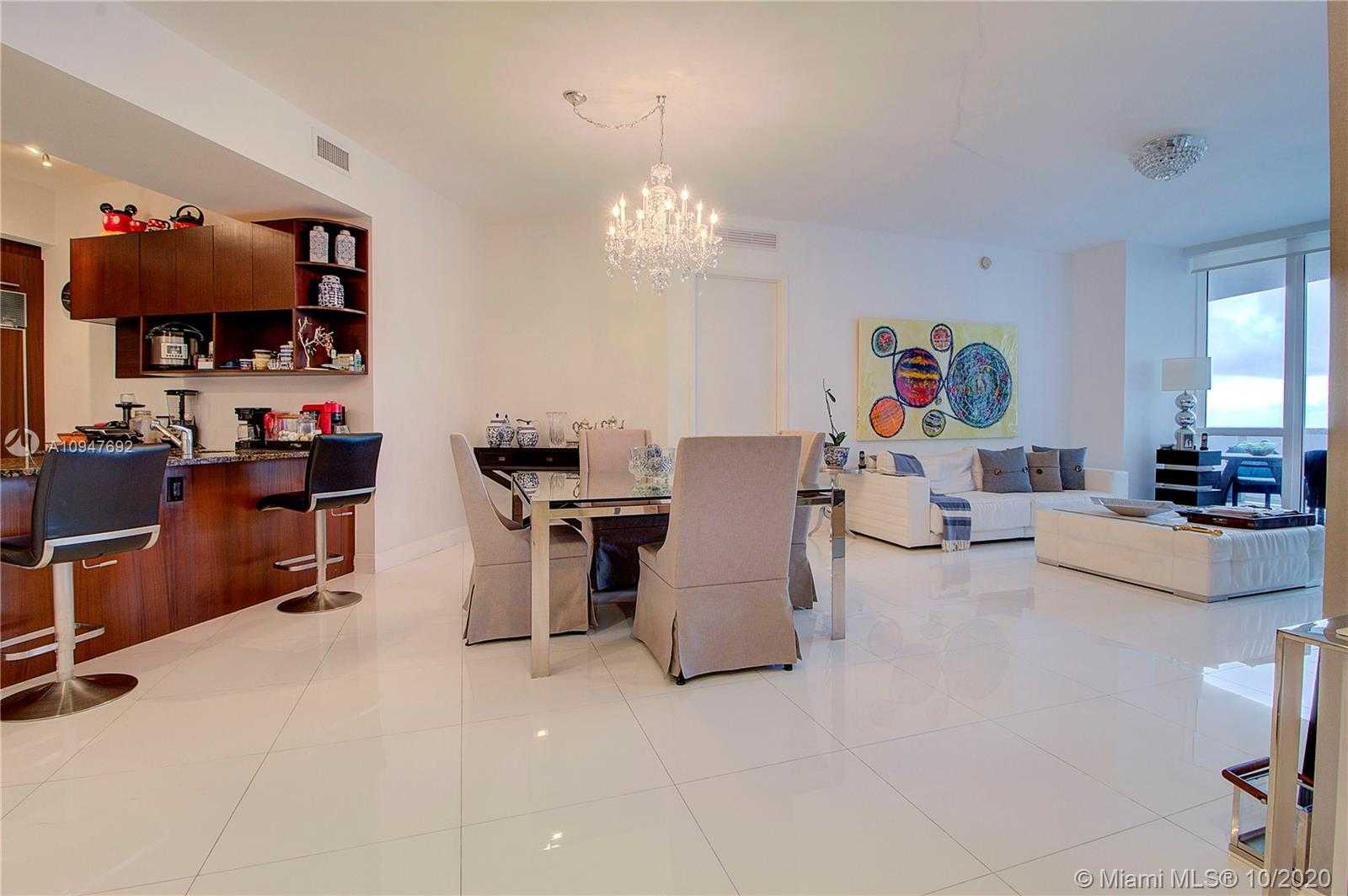 Small Image of 15901 COLLINS AVE #1207, Sunny Isles Beach Number 6