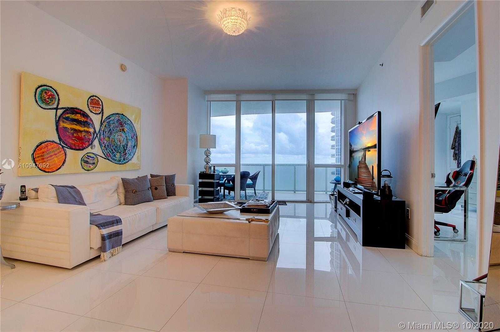Small Image of 15901 COLLINS AVE #1207, Sunny Isles Beach Number 9