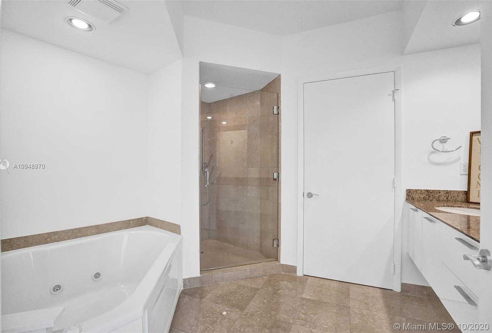 Small Image of 400 ALTON RD #1411, Miami Beach Number 27