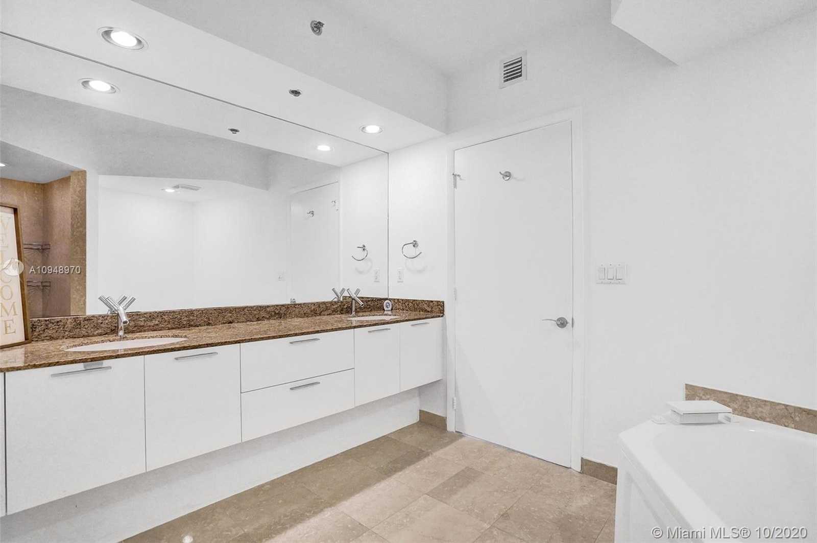 Small Image of 400 ALTON RD #1411, Miami Beach Number 28