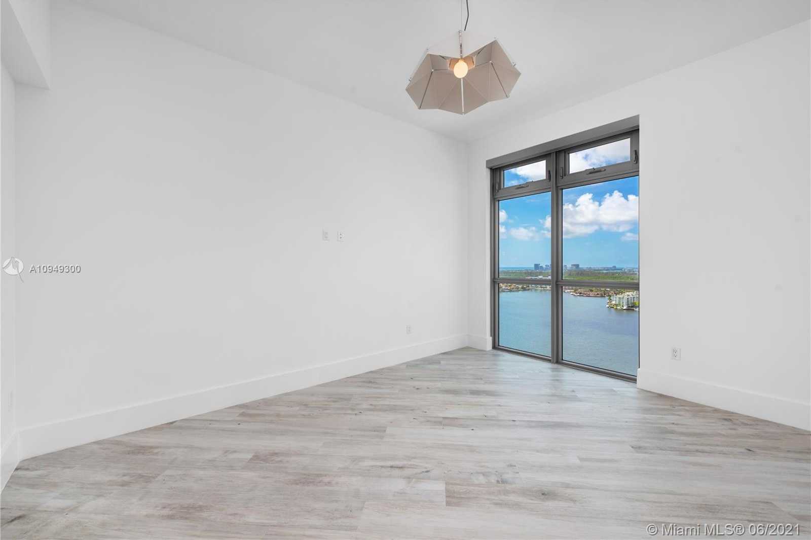 Small Image of 17301 BISCAYNE BLVD #L-PH-9, North Miami Beach Number 38