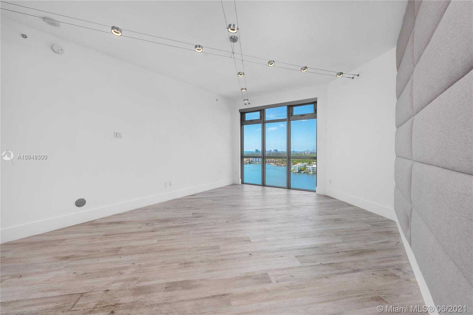 Small Image of 17301 BISCAYNE BLVD #L-PH-9, North Miami Beach Number 45