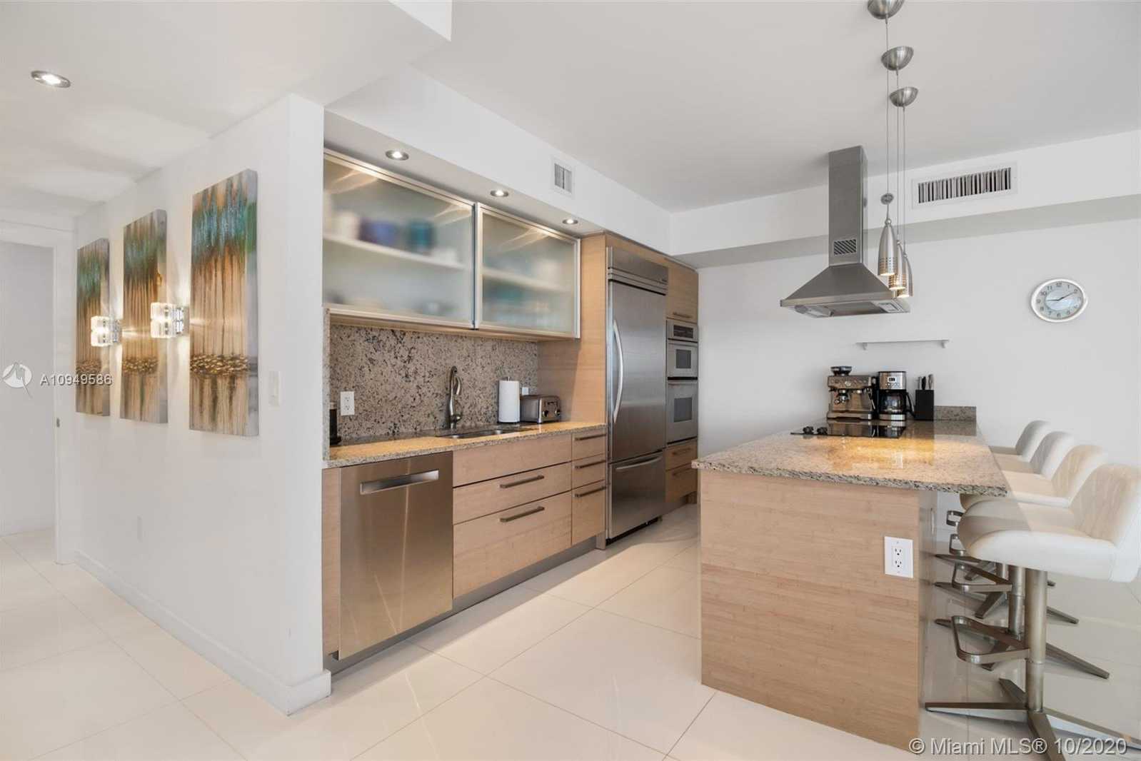 Small Image of 1800 SOUTH OCEAN DR #LPH 05, Hallandale Beach Number 19