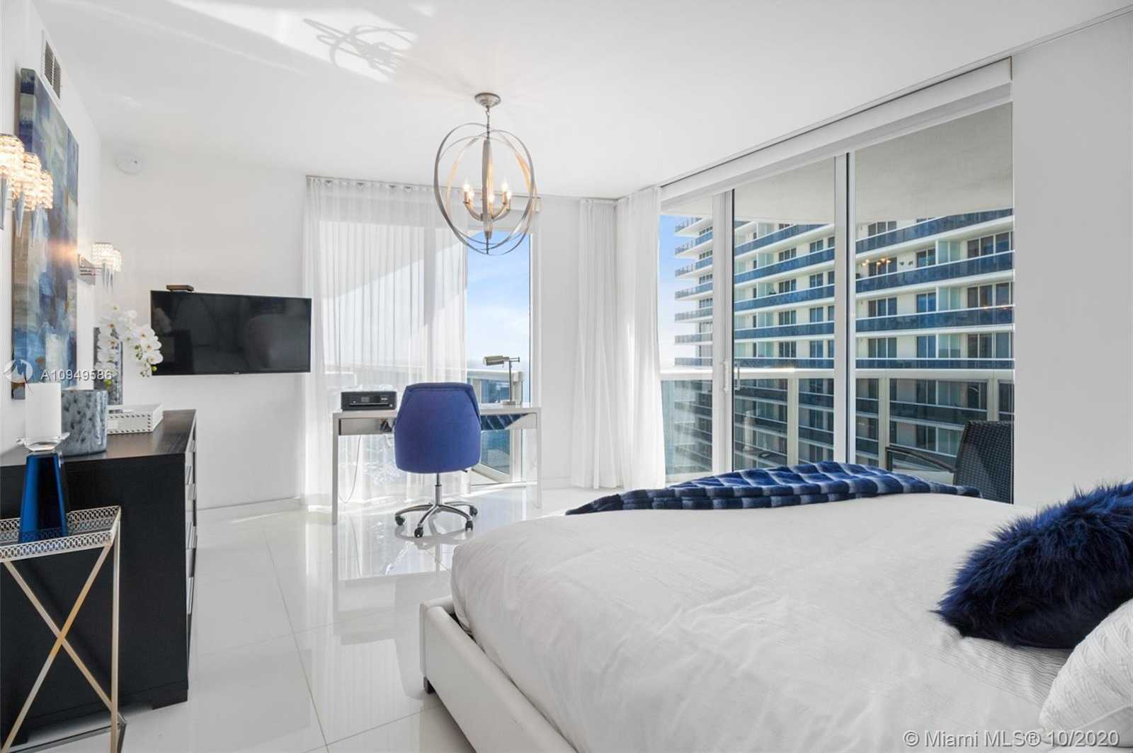Small Image of 1800 SOUTH OCEAN DR #LPH 05, Hallandale Beach Number 28