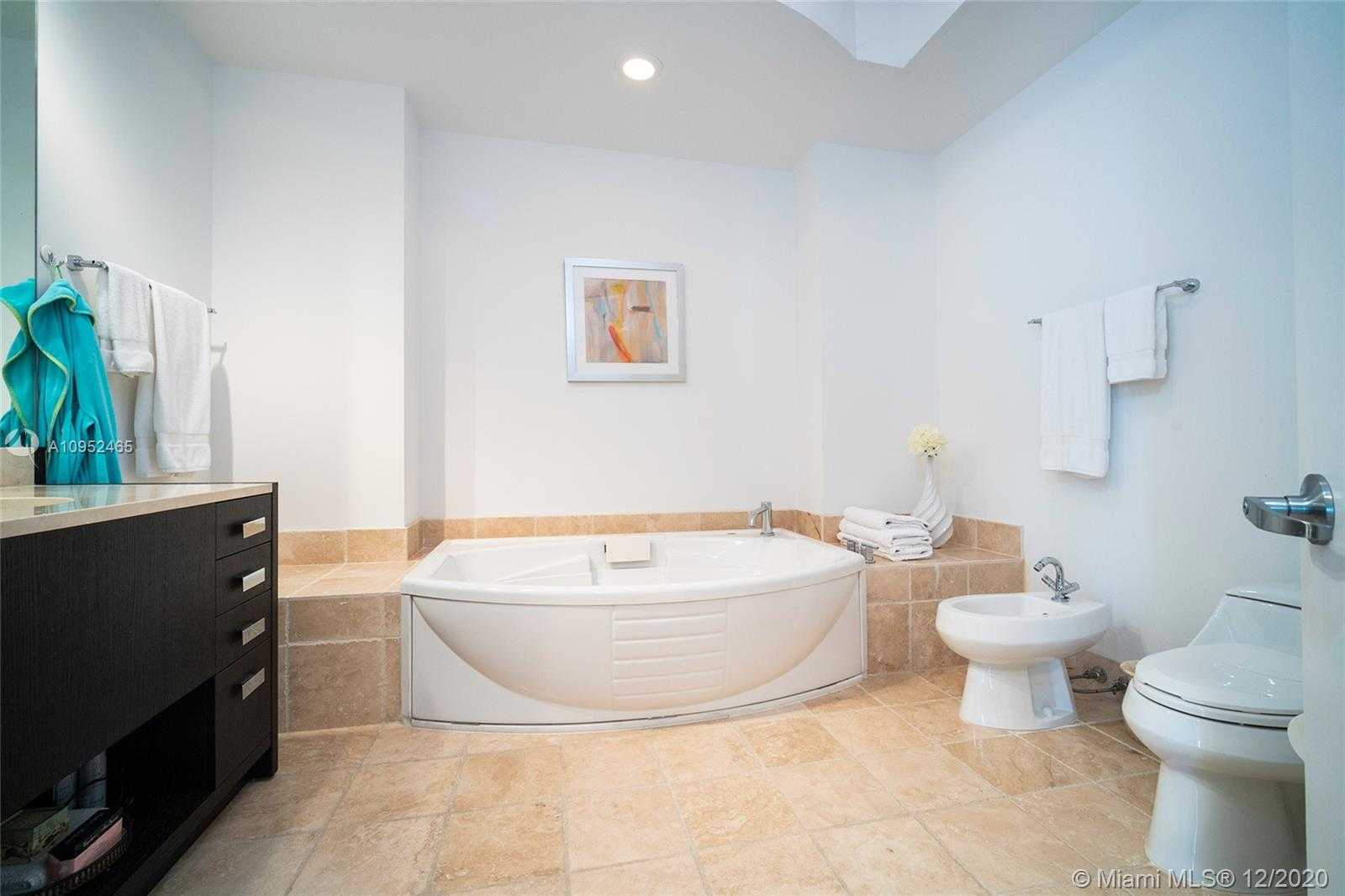 Small Image of 18201 COLLINS AVE #4908, Sunny Isles Beach Number 10