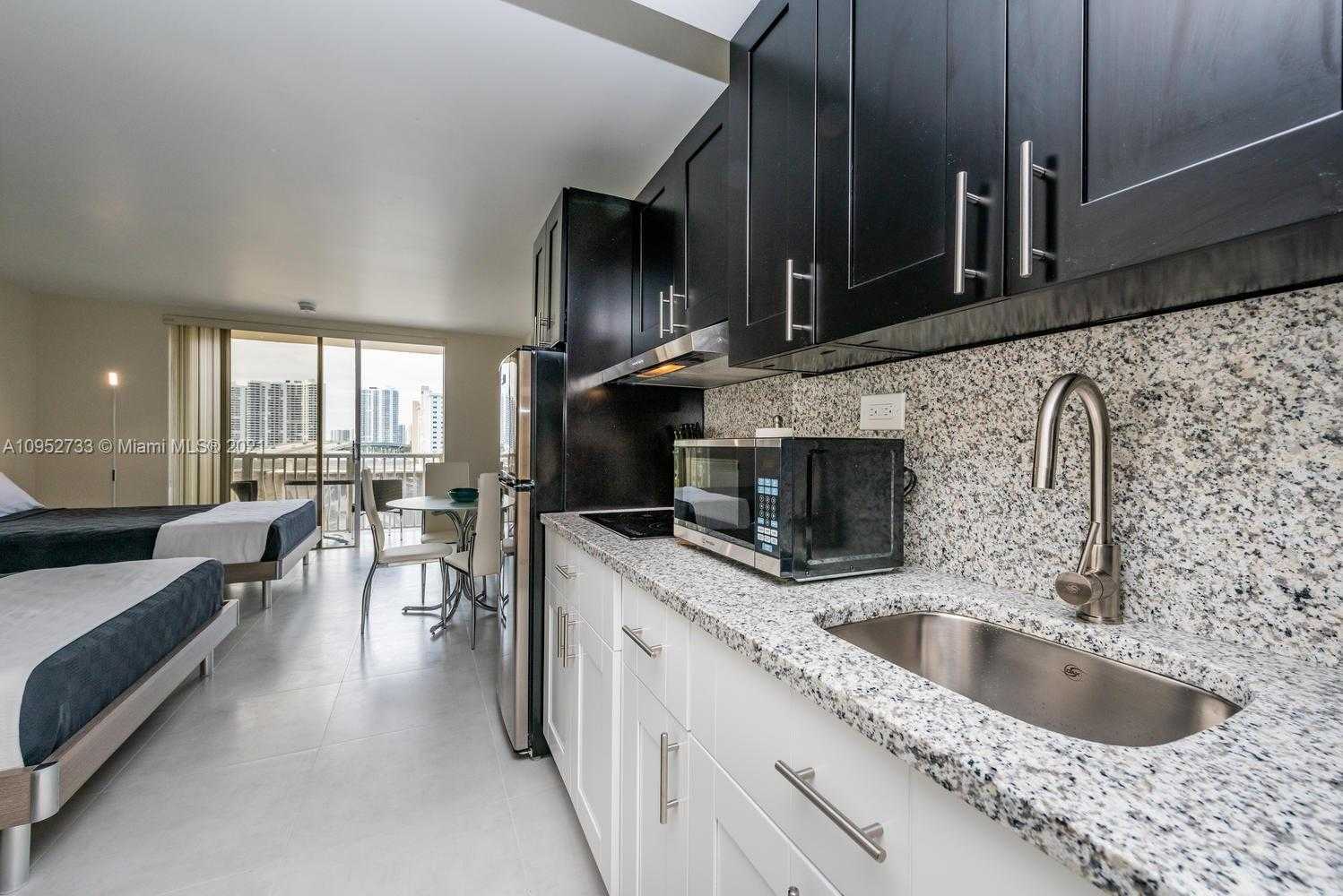 Small Image of 19201 COLLINS AVE #538, Sunny Isles Beach Number 10