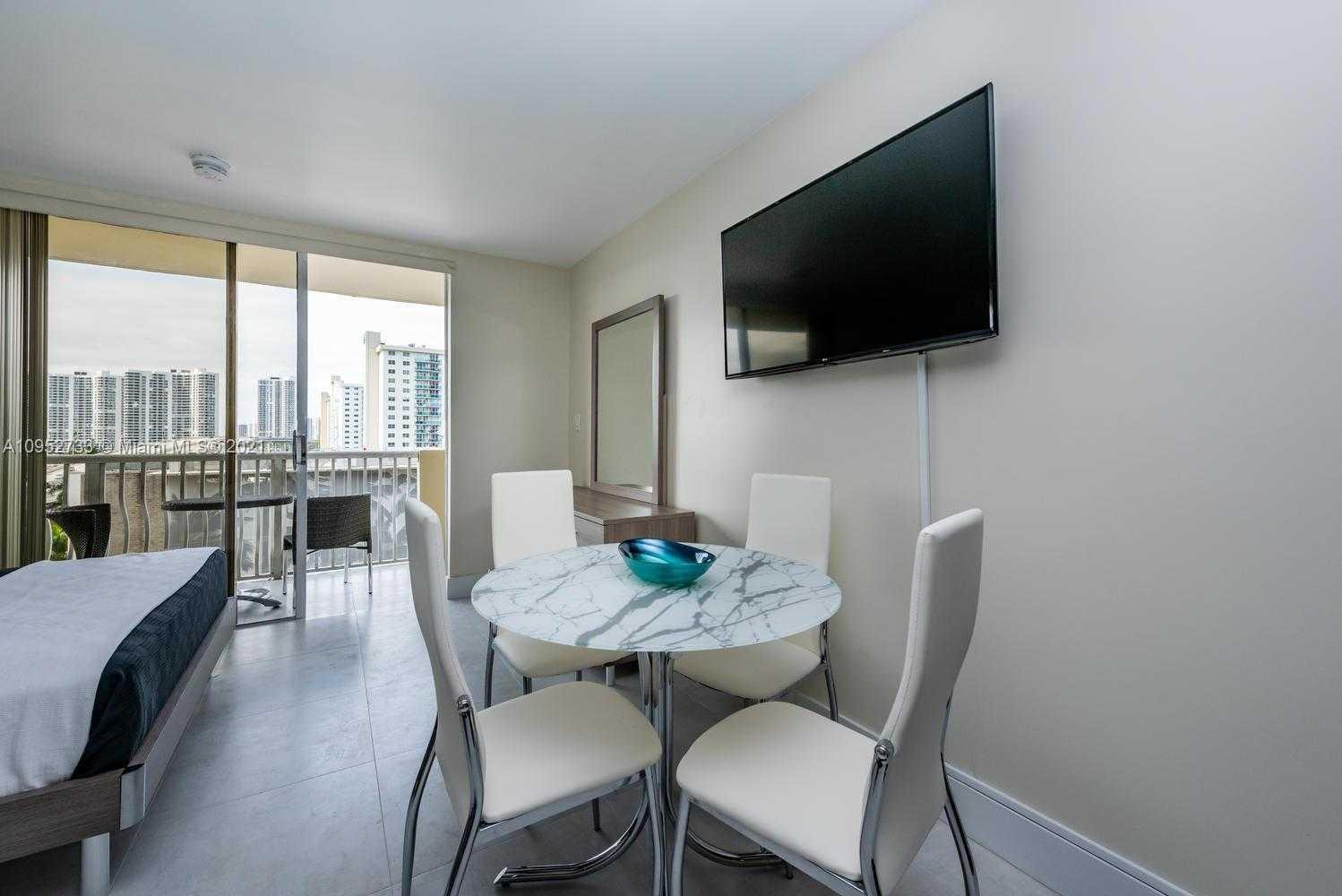 Small Image of 19201 COLLINS AVE #538, Sunny Isles Beach Number 12