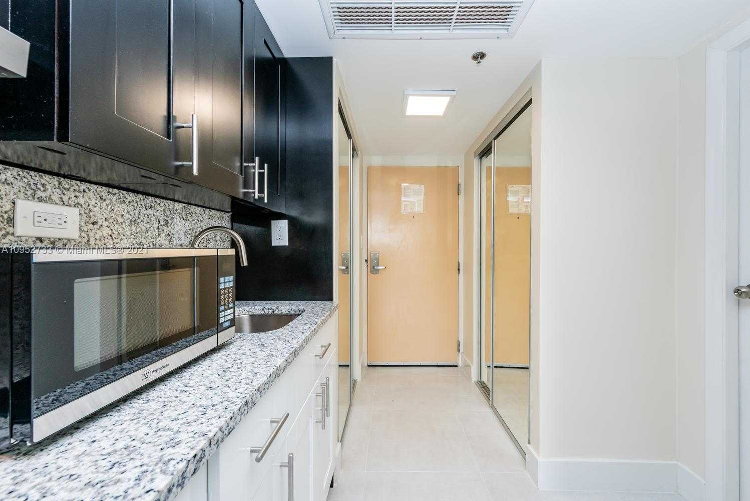 Small Image of 19201 COLLINS AVE #538, Sunny Isles Beach Number 6