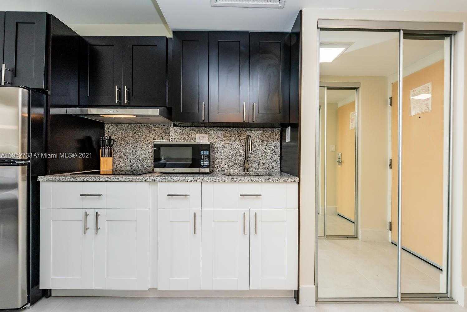 Small Image of 19201 COLLINS AVE #538, Sunny Isles Beach Number 8