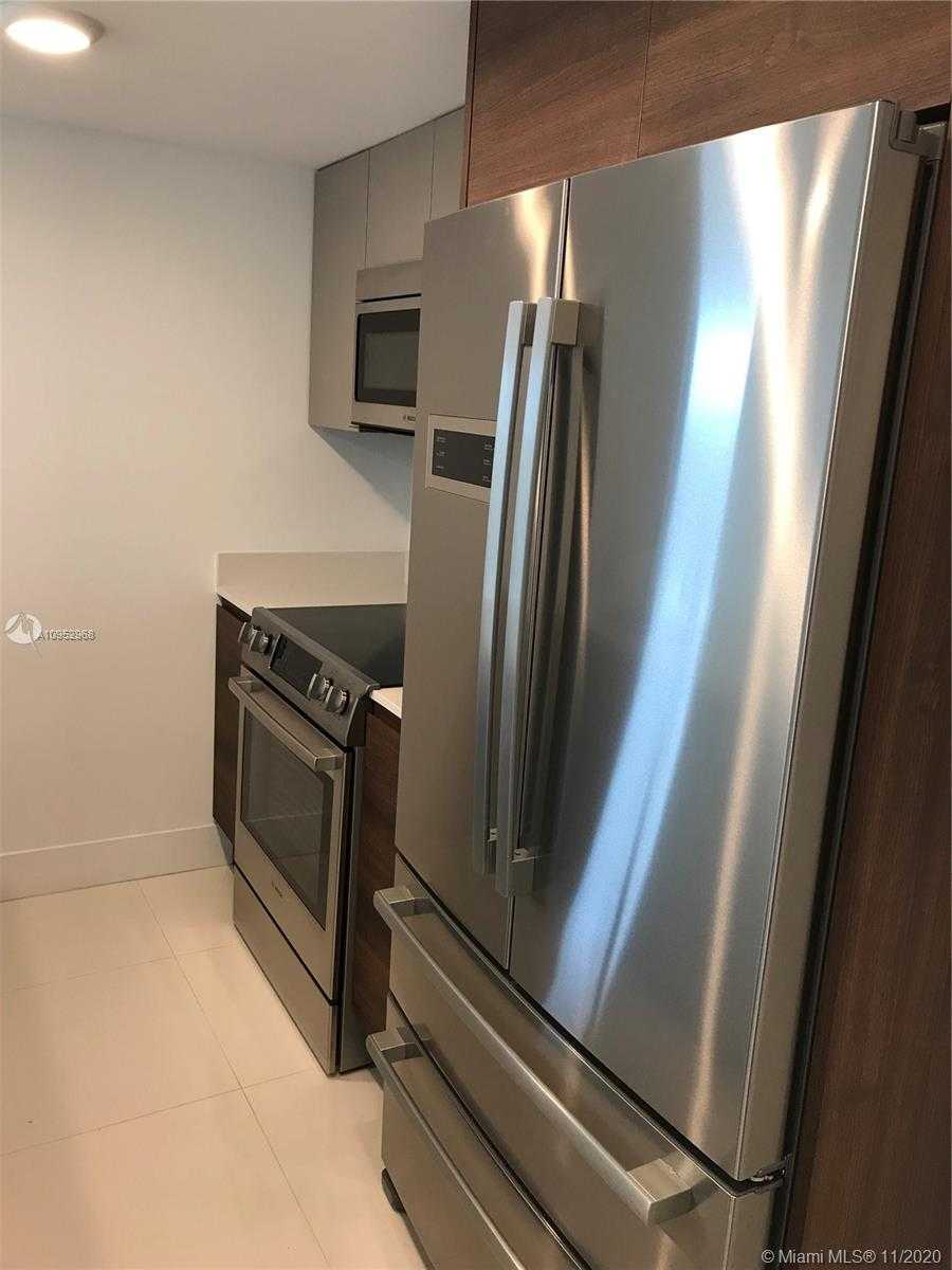 Small Image of 9261 EAST BAY HARBOR DR #805, Bay Harbor Islands Number 7