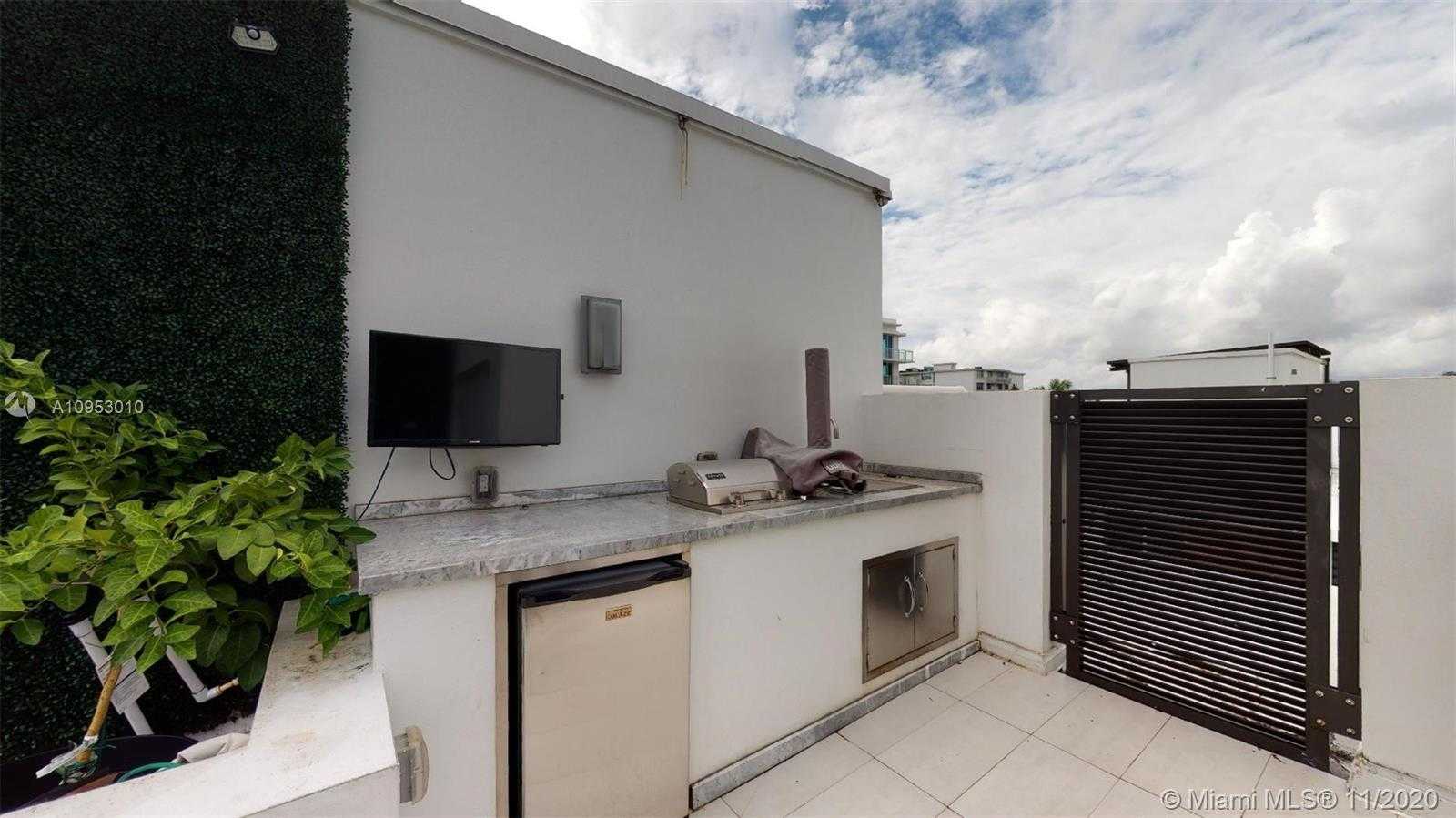 Small Image of 1151 101ST ST #1151, Bay Harbor Islands Number 30