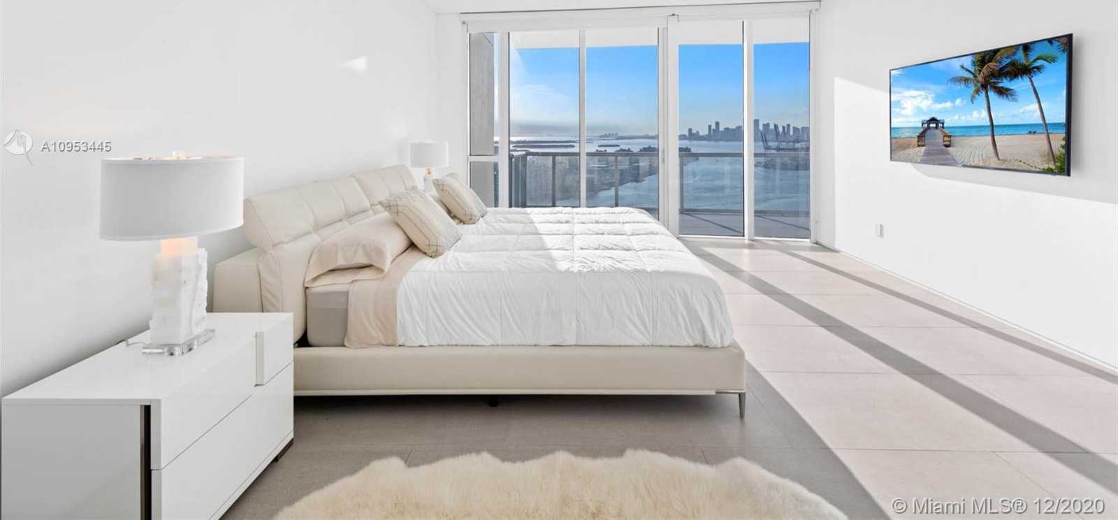 Small Image of 100 South Pointe Dr, Miami Beach, FL 33139, USA Number 18