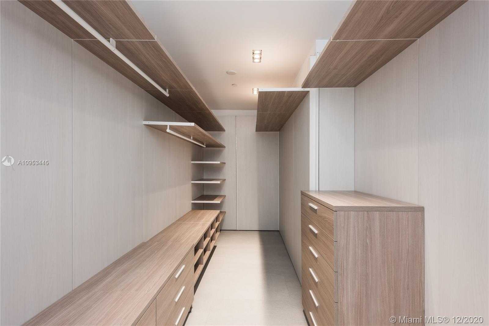 Small Image of 100 South Pointe Dr, Miami Beach, FL 33139, USA Number 22