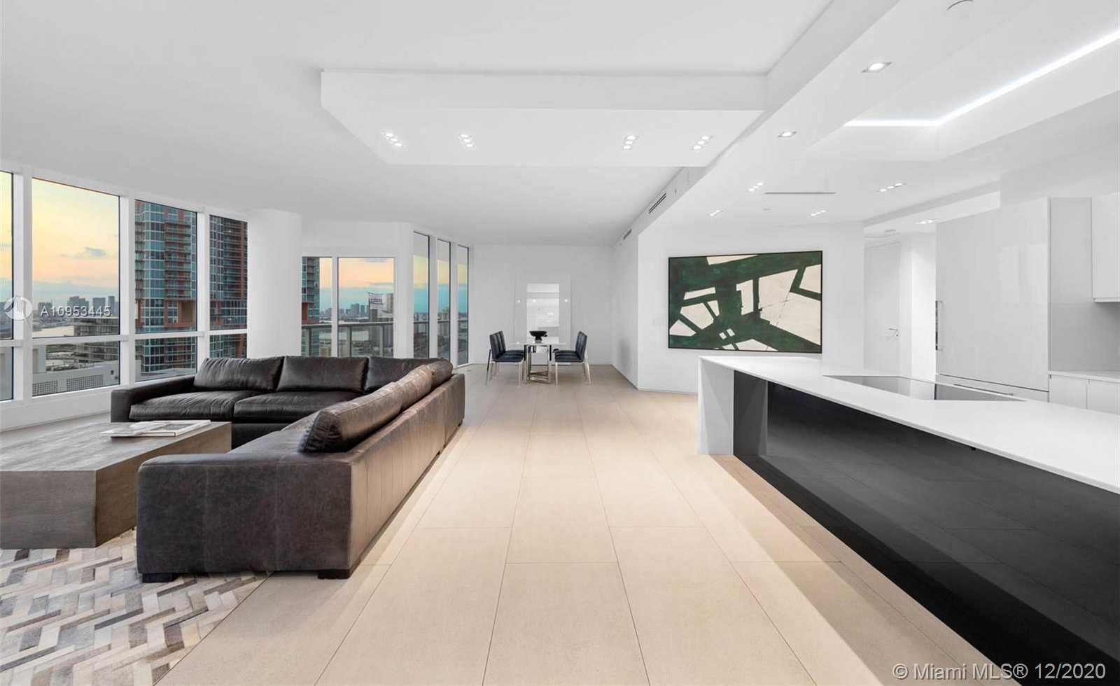 Small Image of 100 South Pointe Dr, Miami Beach, FL 33139, USA Number 26