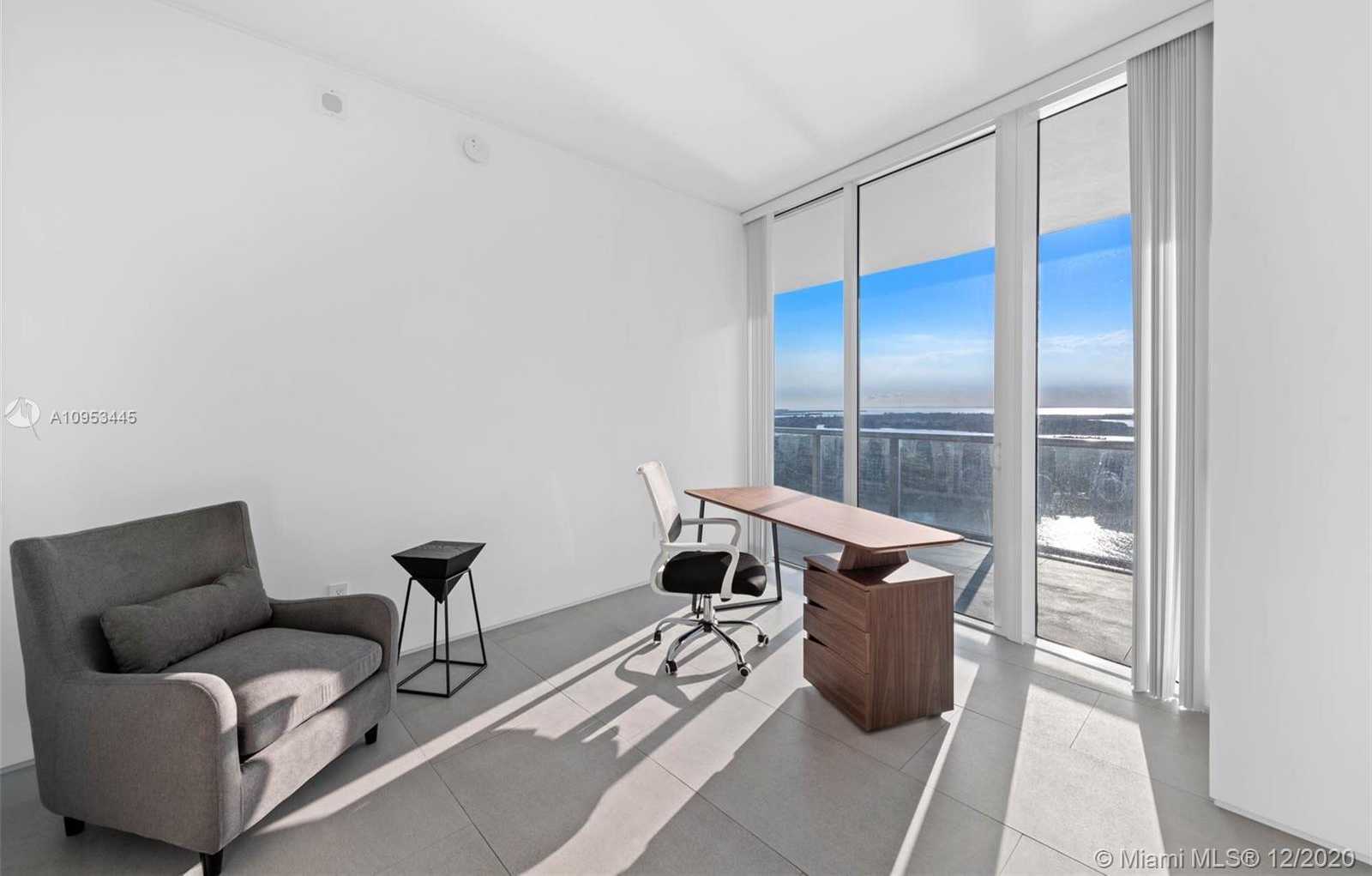 Small Image of 100 South Pointe Dr, Miami Beach, FL 33139, USA Number 31