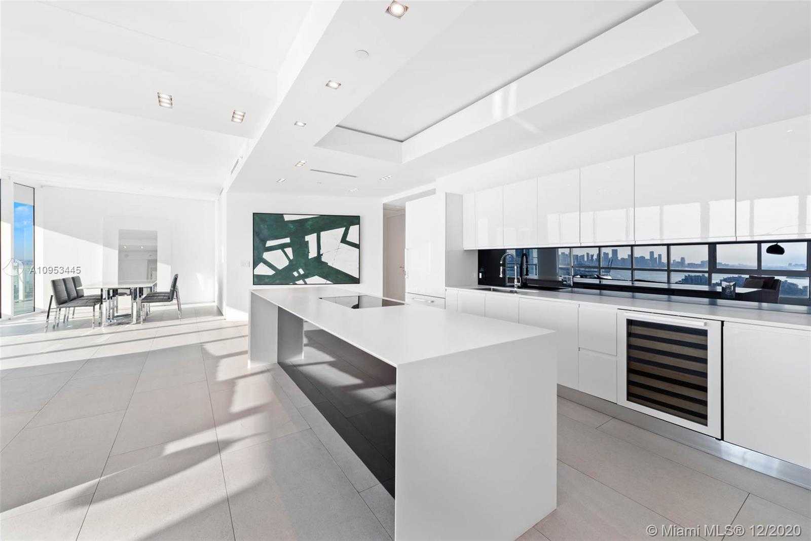 Small Image of 100 South Pointe Dr, Miami Beach, FL 33139, USA Number 5