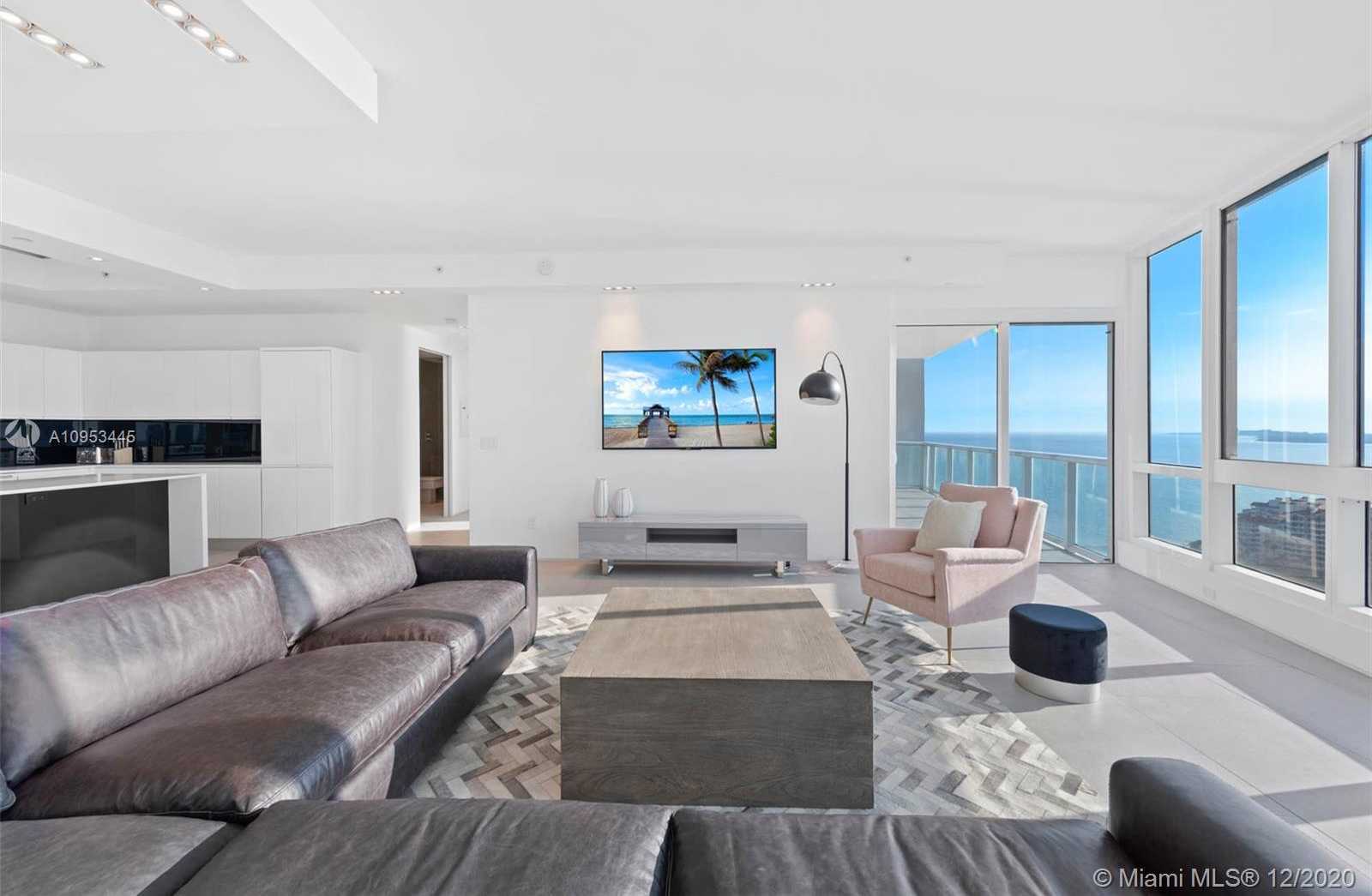 Small Image of 100 South Pointe Dr, Miami Beach, FL 33139, USA Number 8