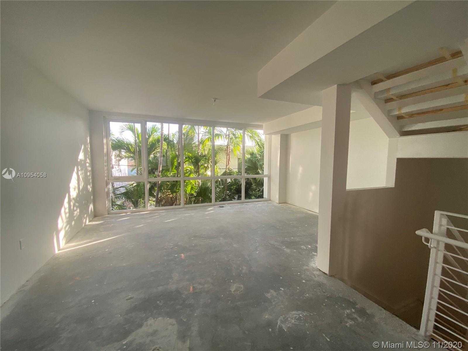 Small Image of 9890 EAST BAY HARBOR DR #th12, Bay Harbor Islands Number 20
