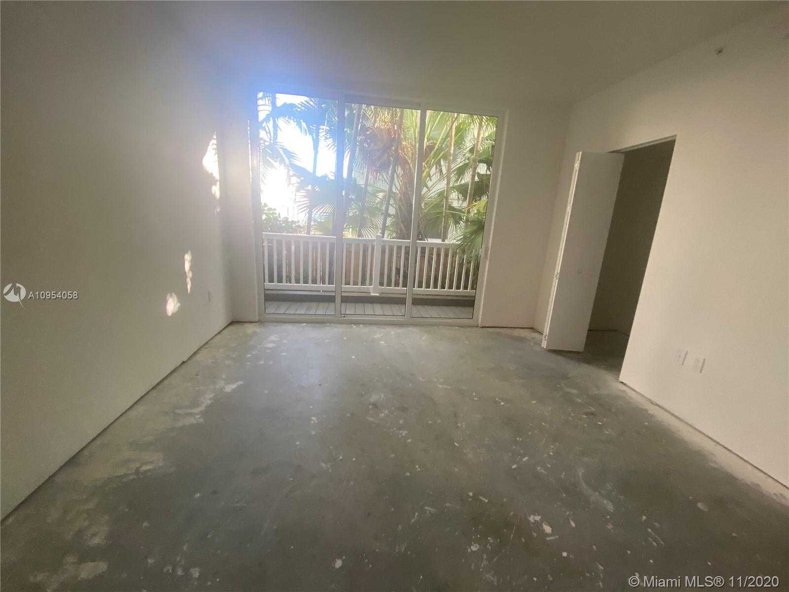 Small Image of 9890 EAST BAY HARBOR DR #th12, Bay Harbor Islands Number 4