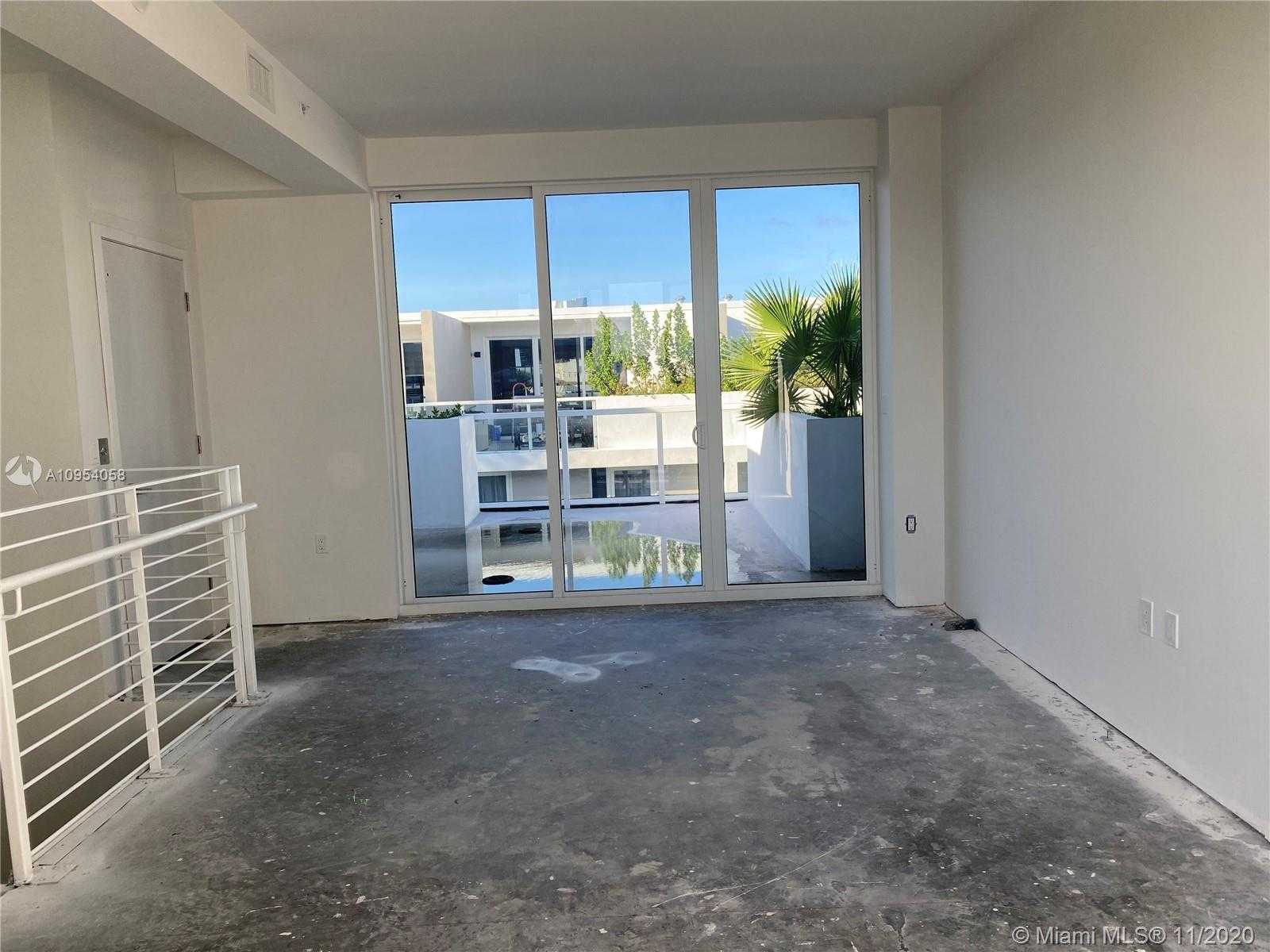 Small Image of 9890 EAST BAY HARBOR DR #th12, Bay Harbor Islands Number 47
