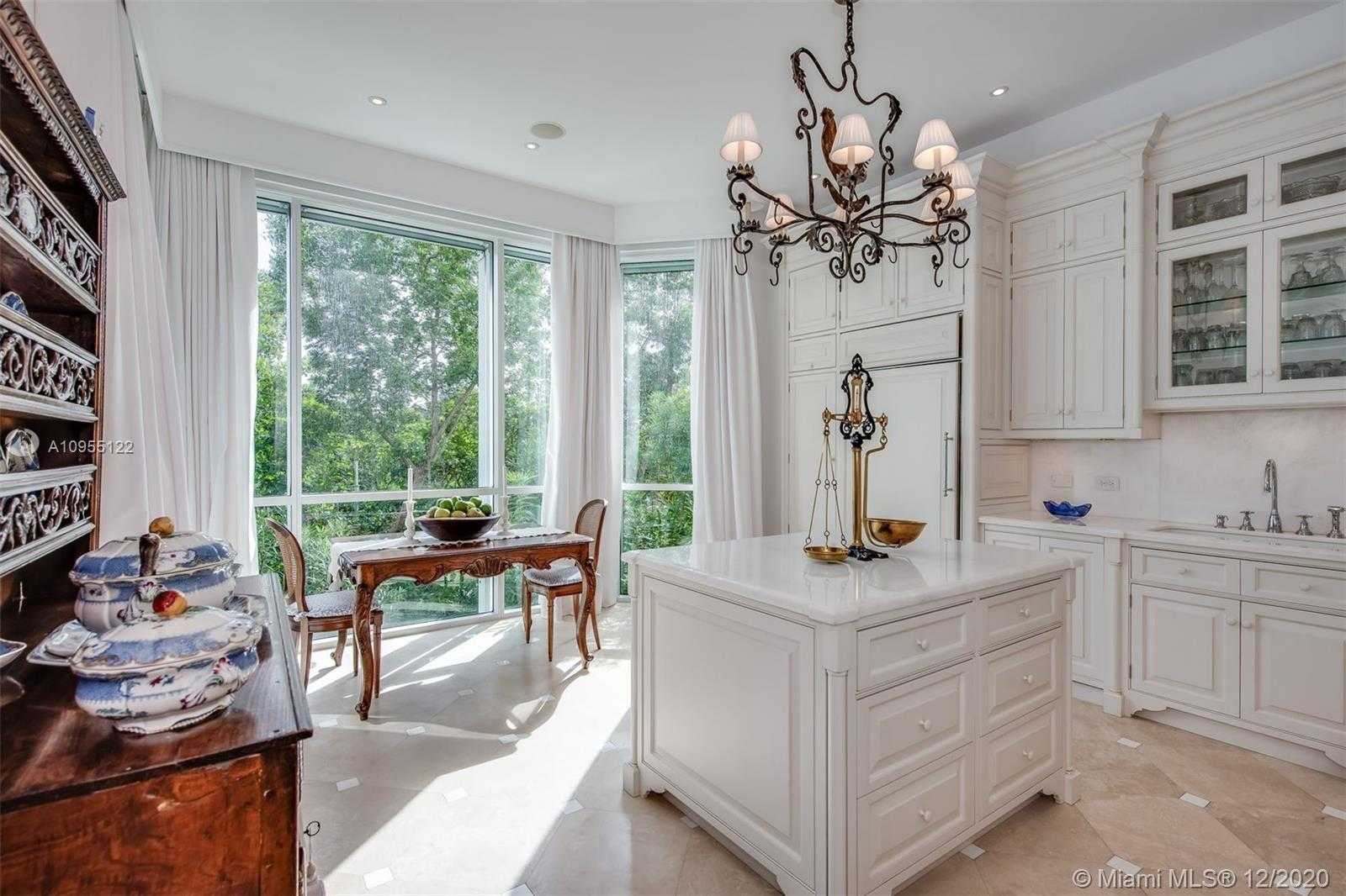 Small Image of 16400 COLLINS AVE #TH-5, Sunny Isles Beach Number 13