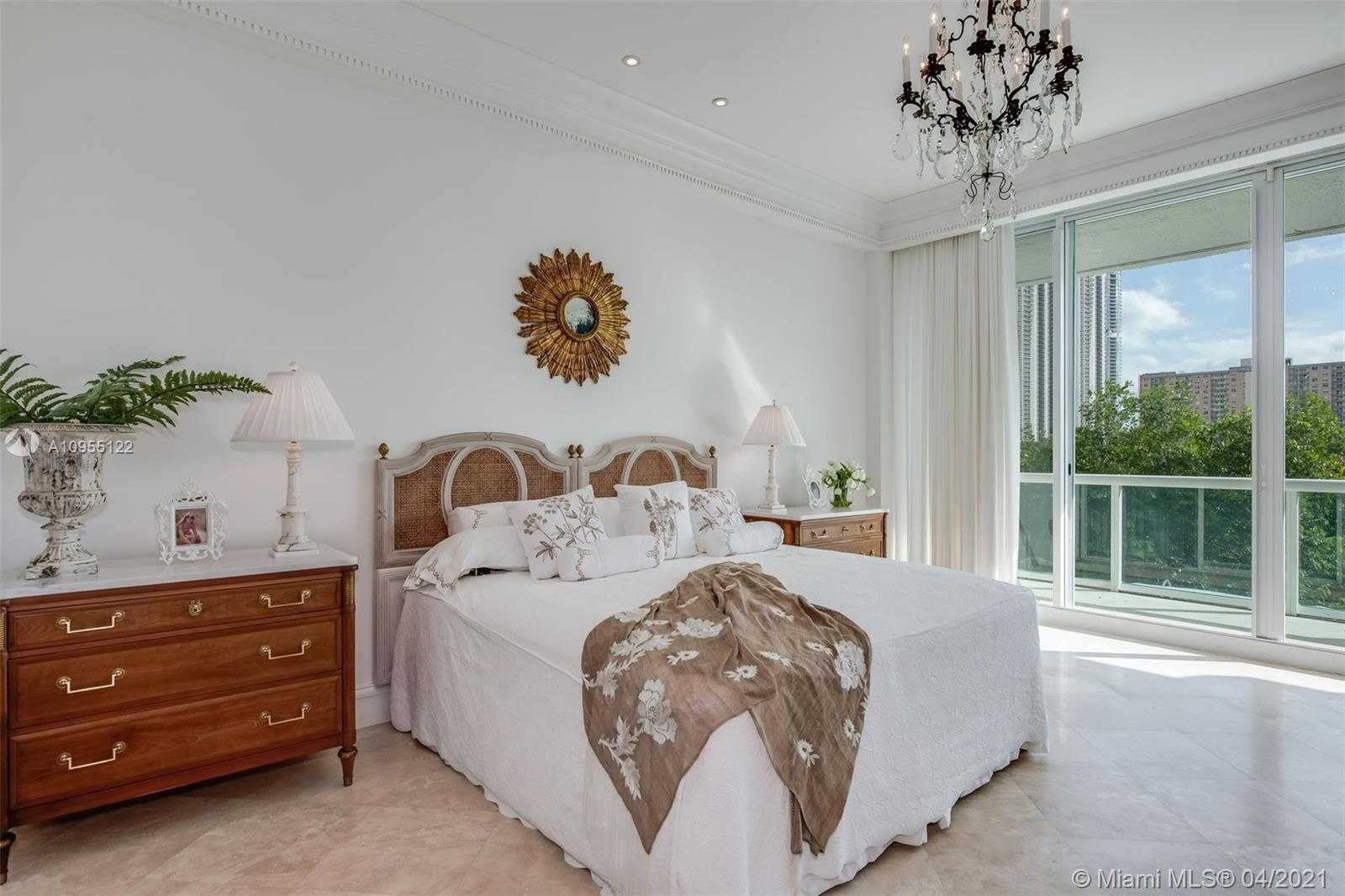 Small Image of 16400 COLLINS AVE #TH-5, Sunny Isles Beach Number 20