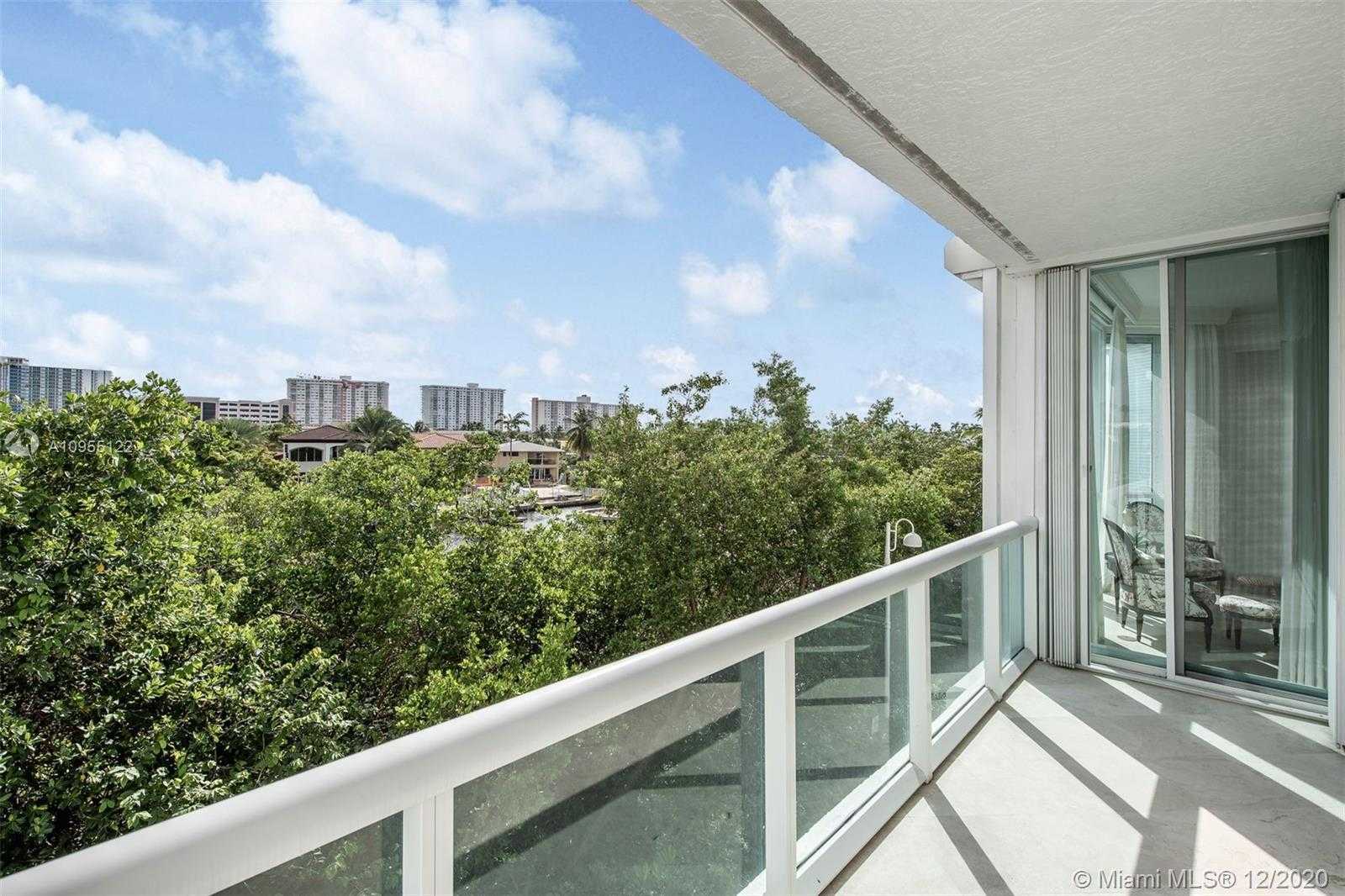 Small Image of 16400 COLLINS AVE #TH-5, Sunny Isles Beach Number 24