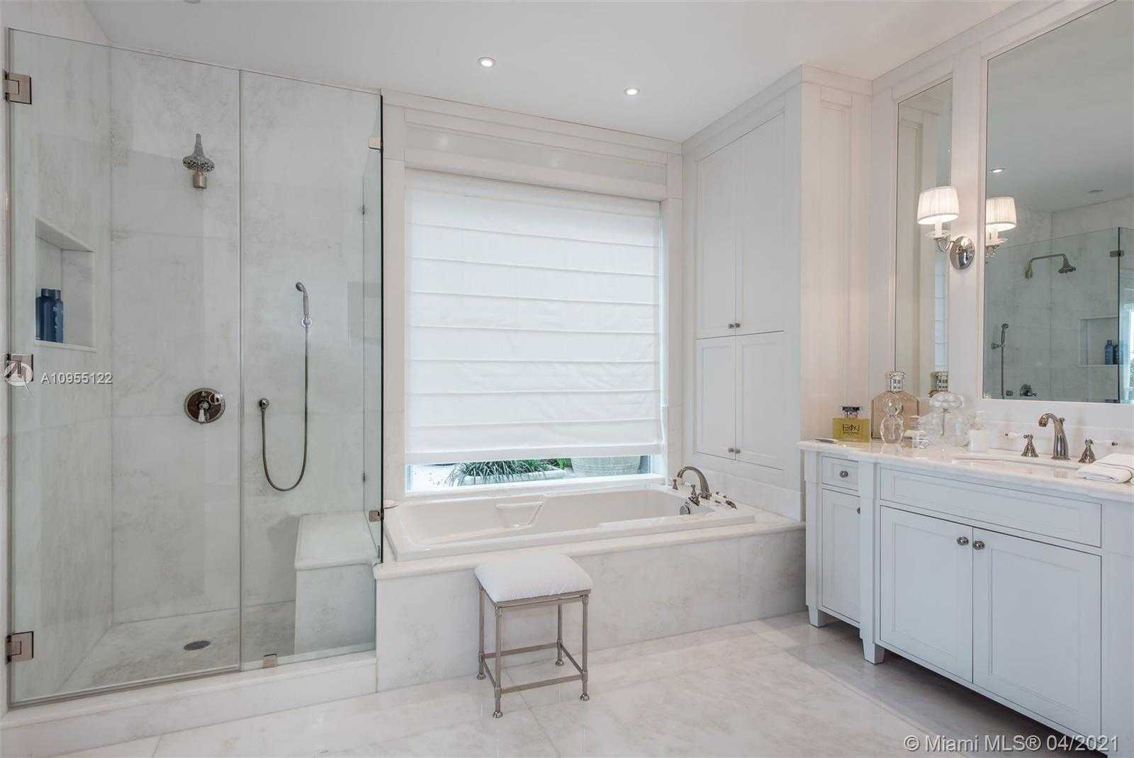 Small Image of 16400 COLLINS AVE #TH-5, Sunny Isles Beach Number 26