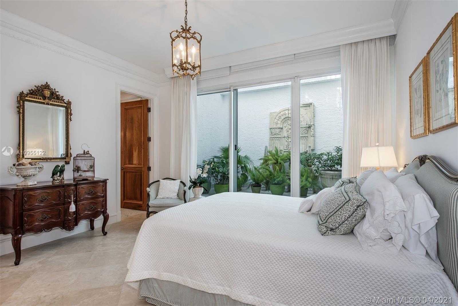 Small Image of 16400 COLLINS AVE #TH-5, Sunny Isles Beach Number 28