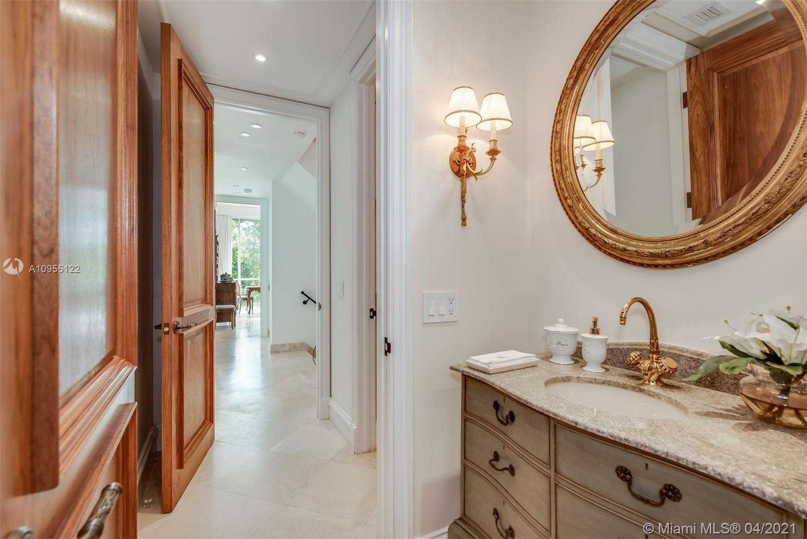 Small Image of 16400 COLLINS AVE #TH-5, Sunny Isles Beach Number 9