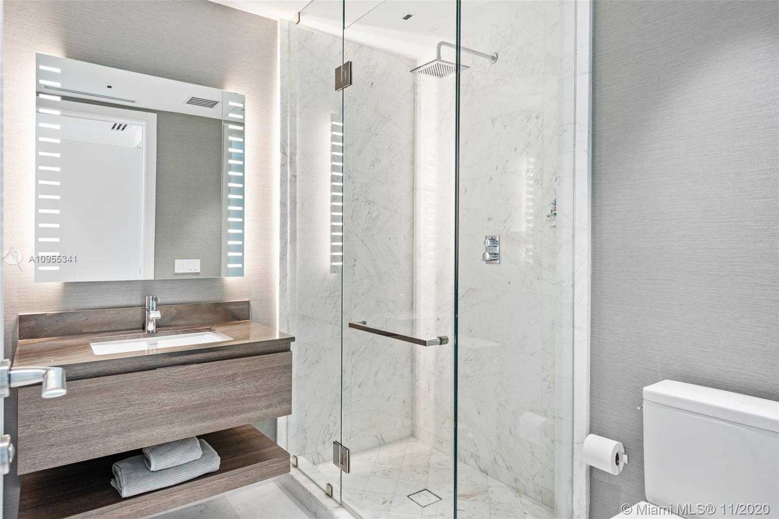 Small Image of 350 OCEAN DR #606N, Key Biscayne Number 17