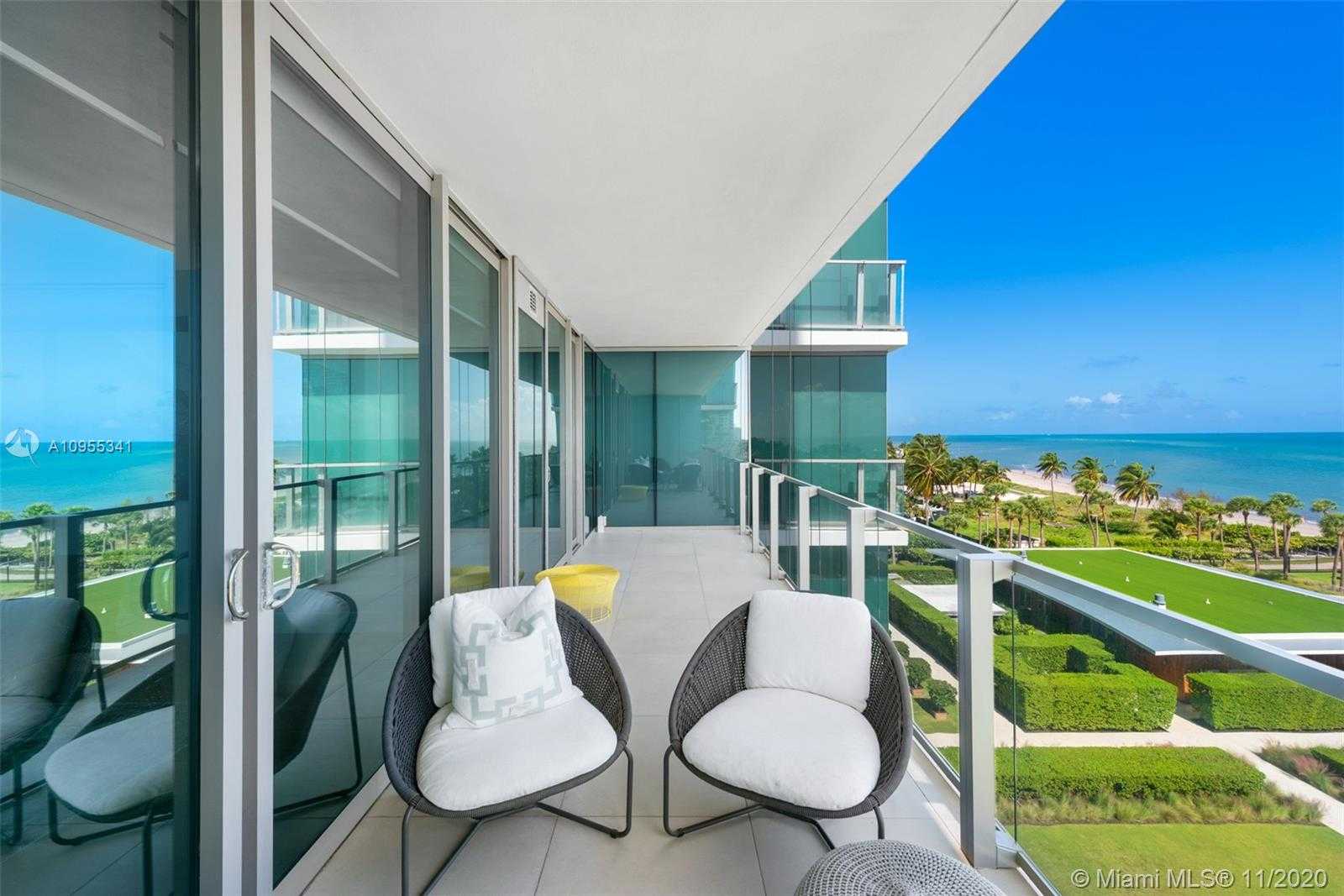 Small Image of 350 OCEAN DR #606N, Key Biscayne Number 32