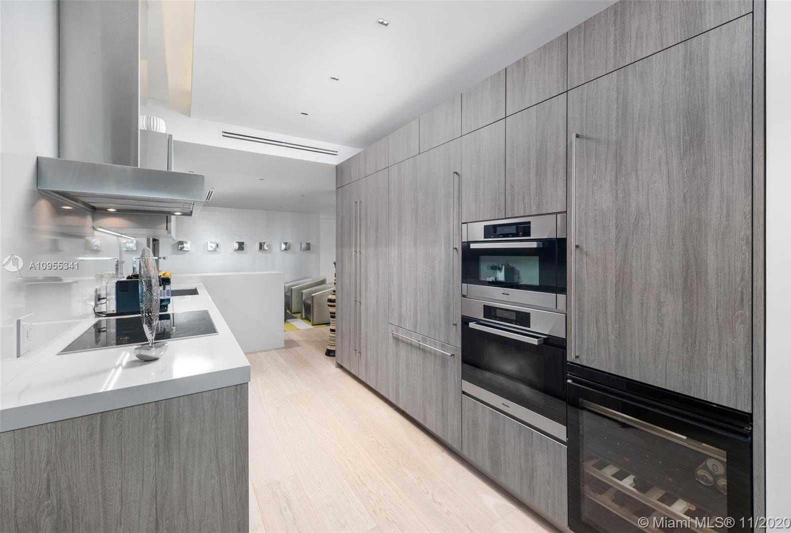 Small Image of 350 OCEAN DR #606N, Key Biscayne Number 4