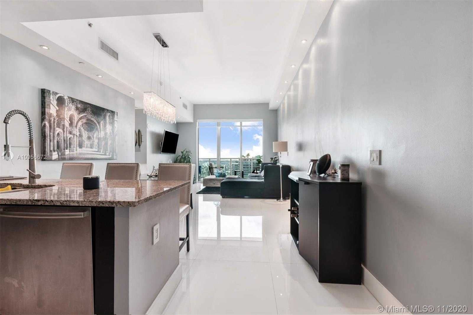 Small Image of 950 BRICKELL BAY DR #5401, Miami Number 13