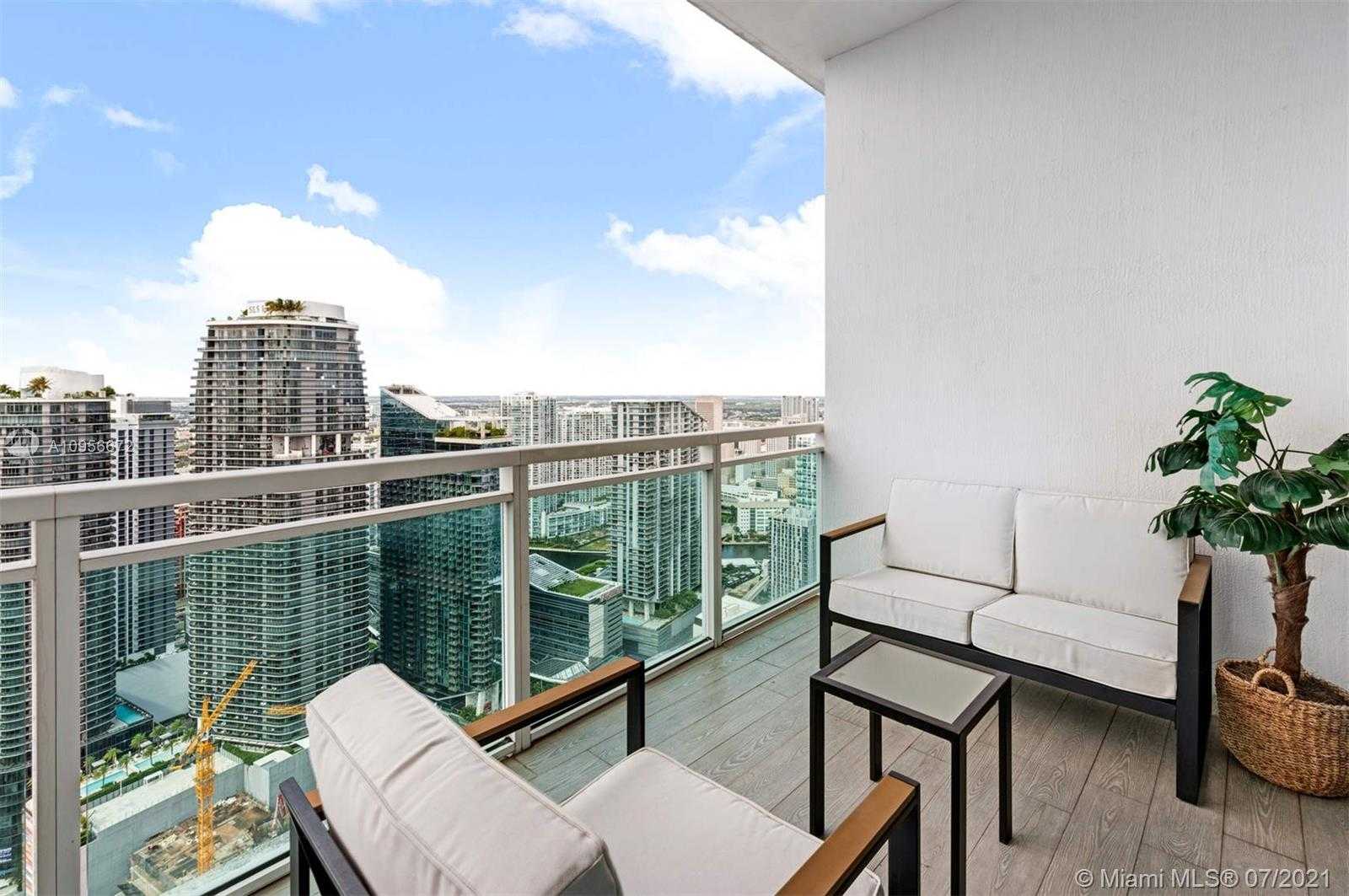 Small Image of 950 BRICKELL BAY DR #5401, Miami Number 2