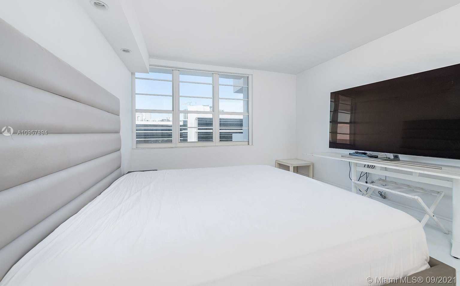 Small Image of 100 LINCOLN RD #1223, Miami Beach Number 10