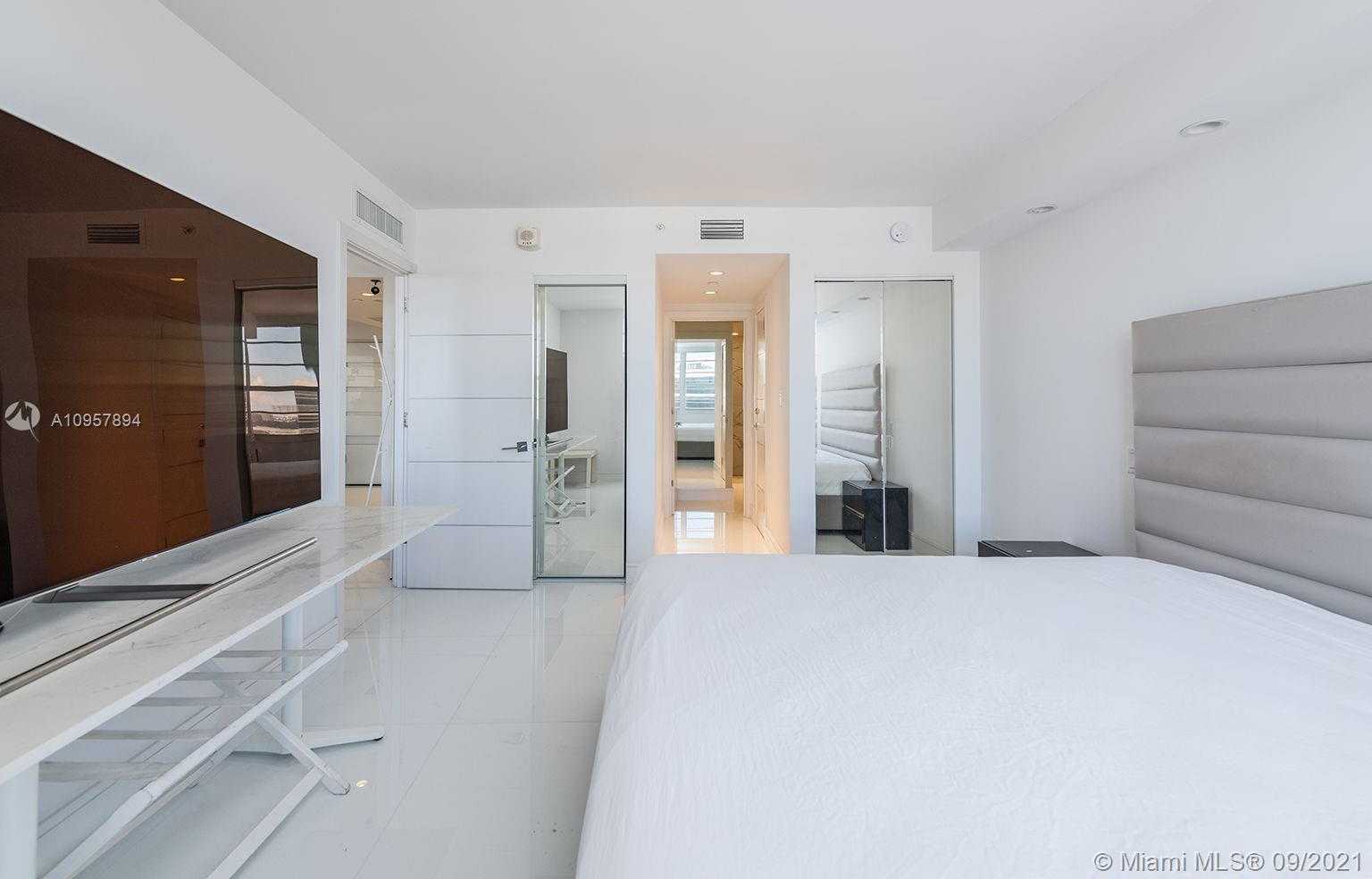 Small Image of 100 LINCOLN RD #1223, Miami Beach Number 11