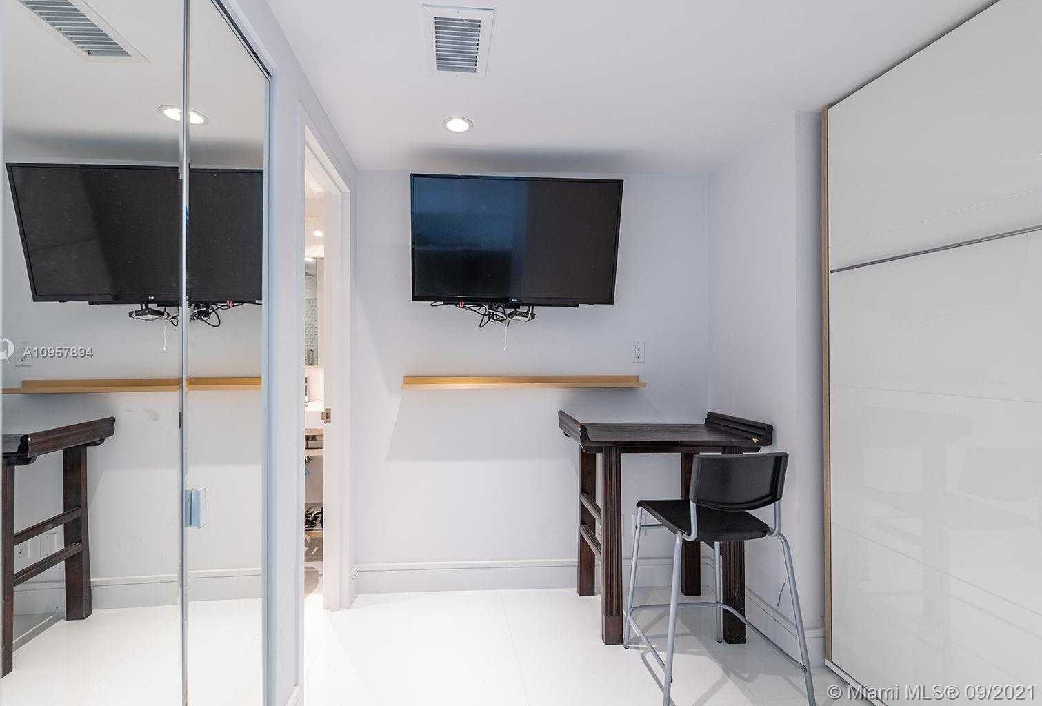Small Image of 100 LINCOLN RD #1223, Miami Beach Number 13