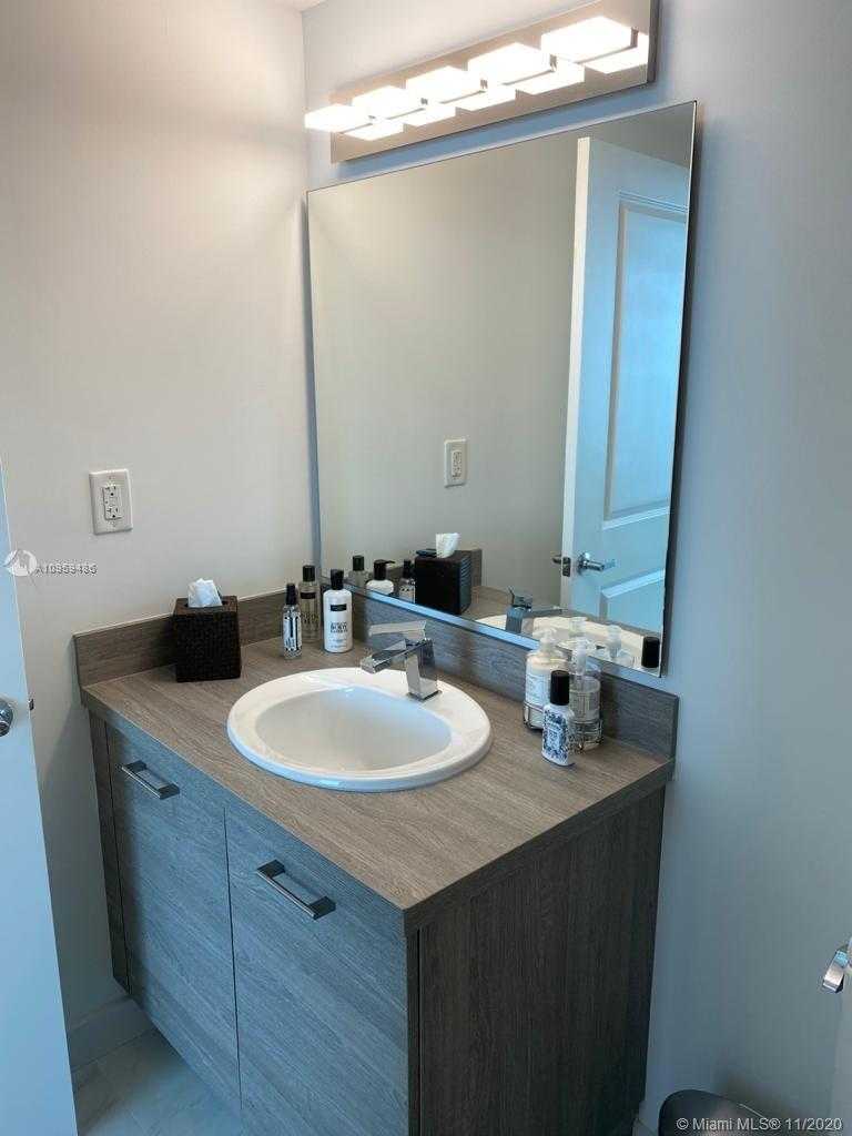 Small Image of 400 SUNNY ISLES BLVD #1820, Sunny Isles Beach Number 8