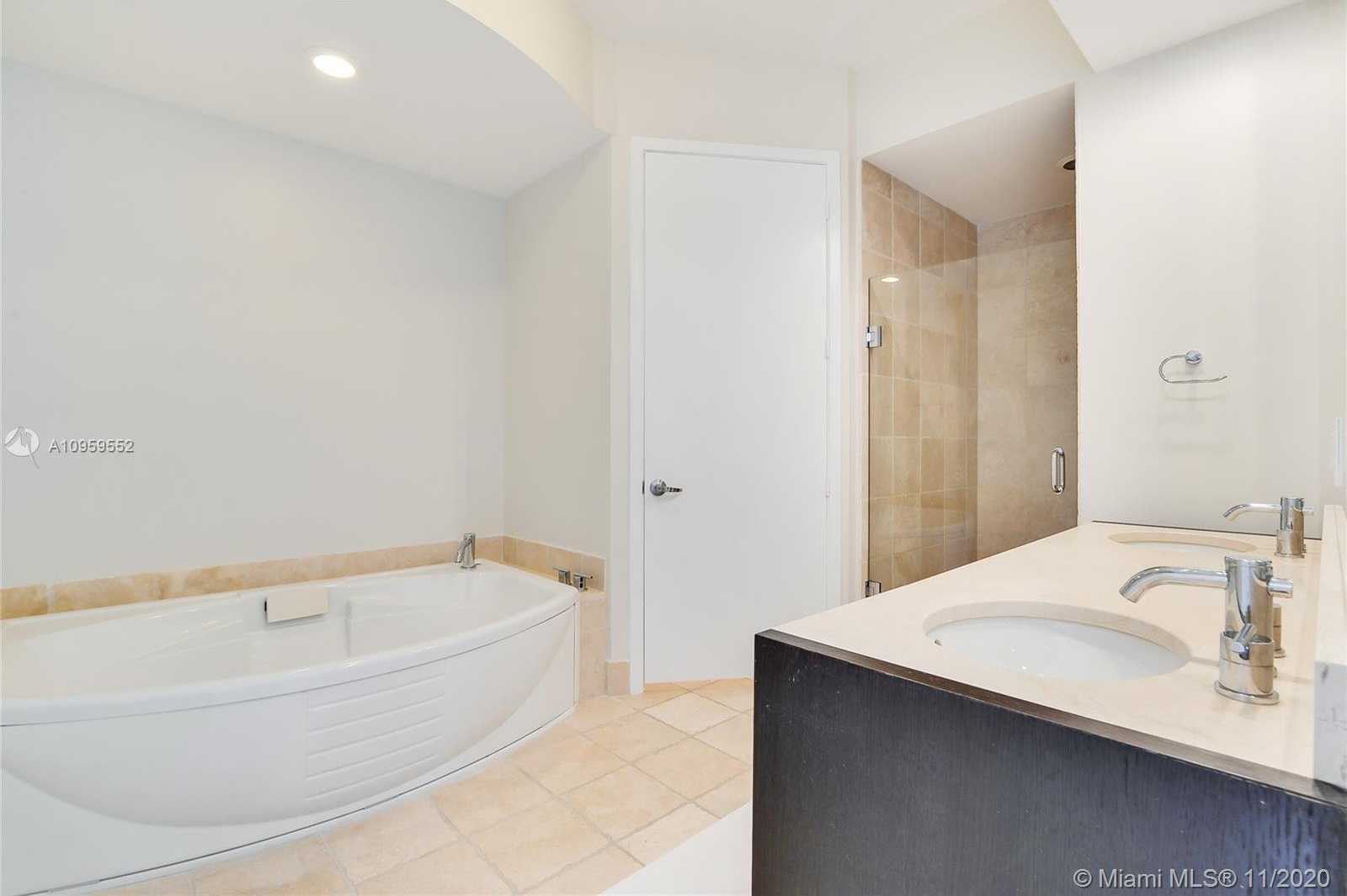 Small Image of 18201 COLLINS AVE #4009, Sunny Isles Beach Number 12