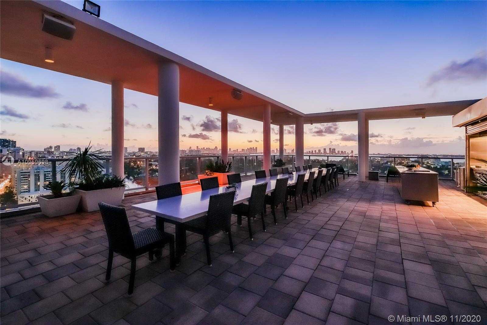 Small Image of 3737 COLLINS AVE #PH-3, Miami Beach Number 13