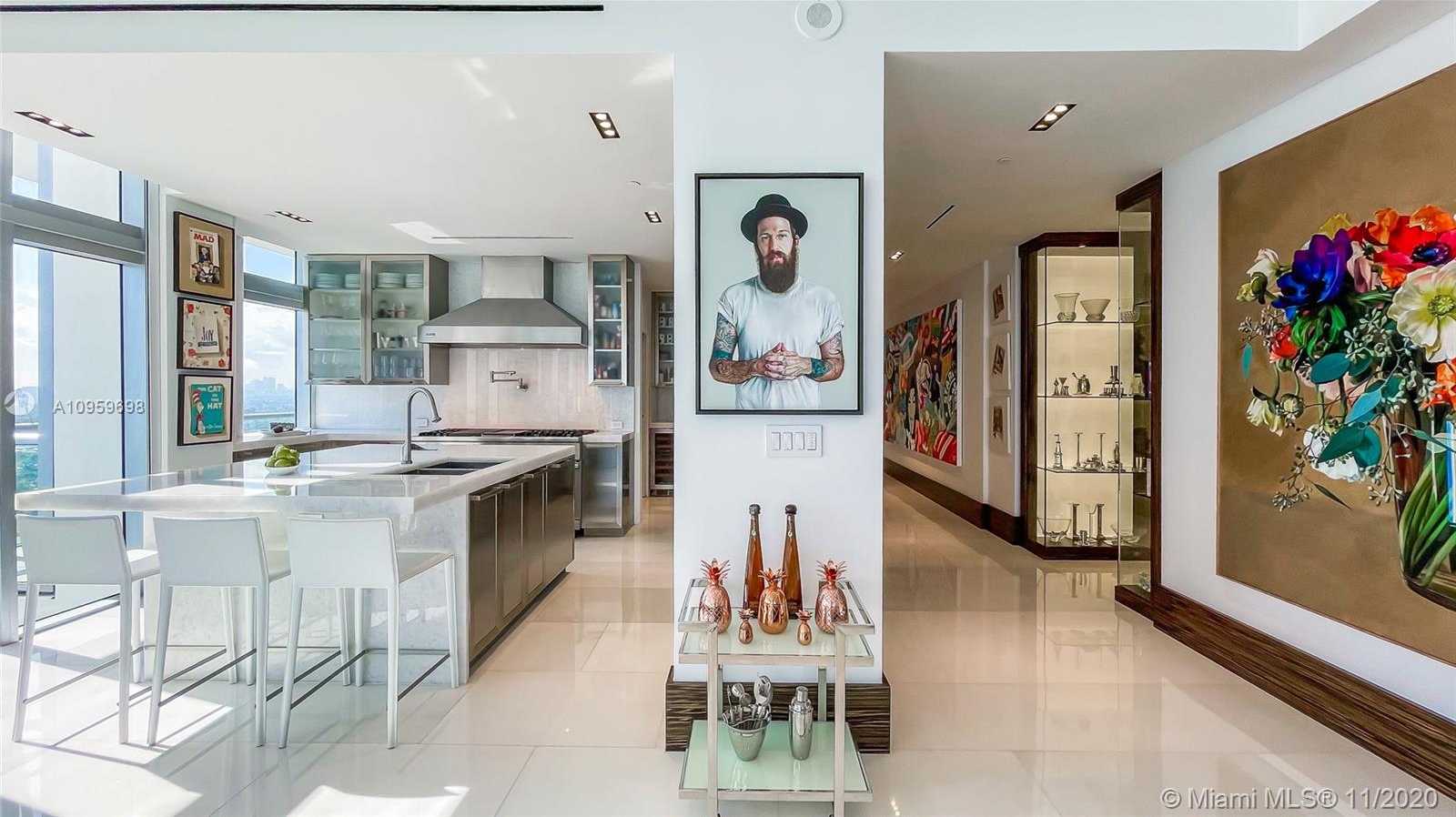 Small Image of 3737 COLLINS AVE #PH-3, Miami Beach Number 29