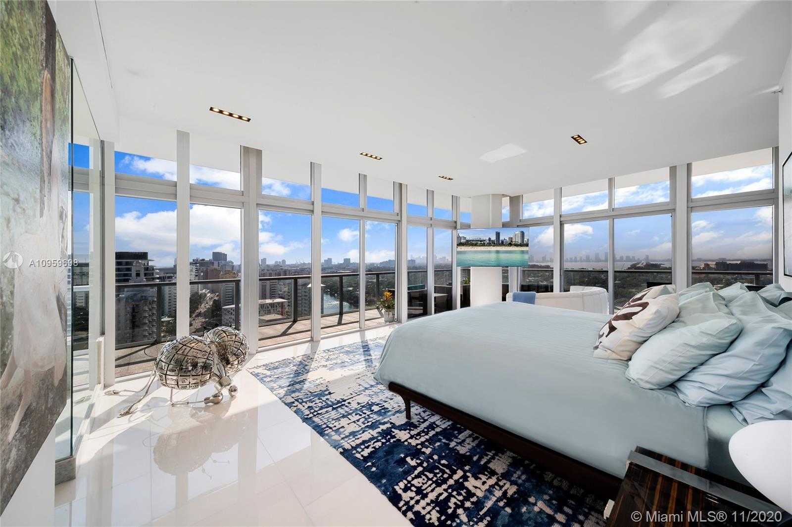 Small Image of 3737 COLLINS AVE #PH-3, Miami Beach Number 31